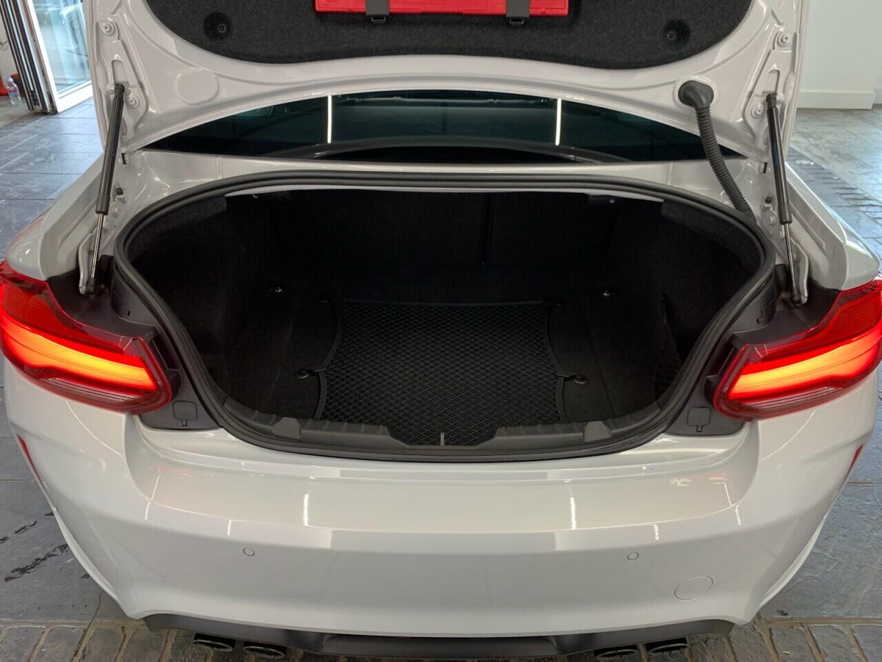BMW M2 view 24