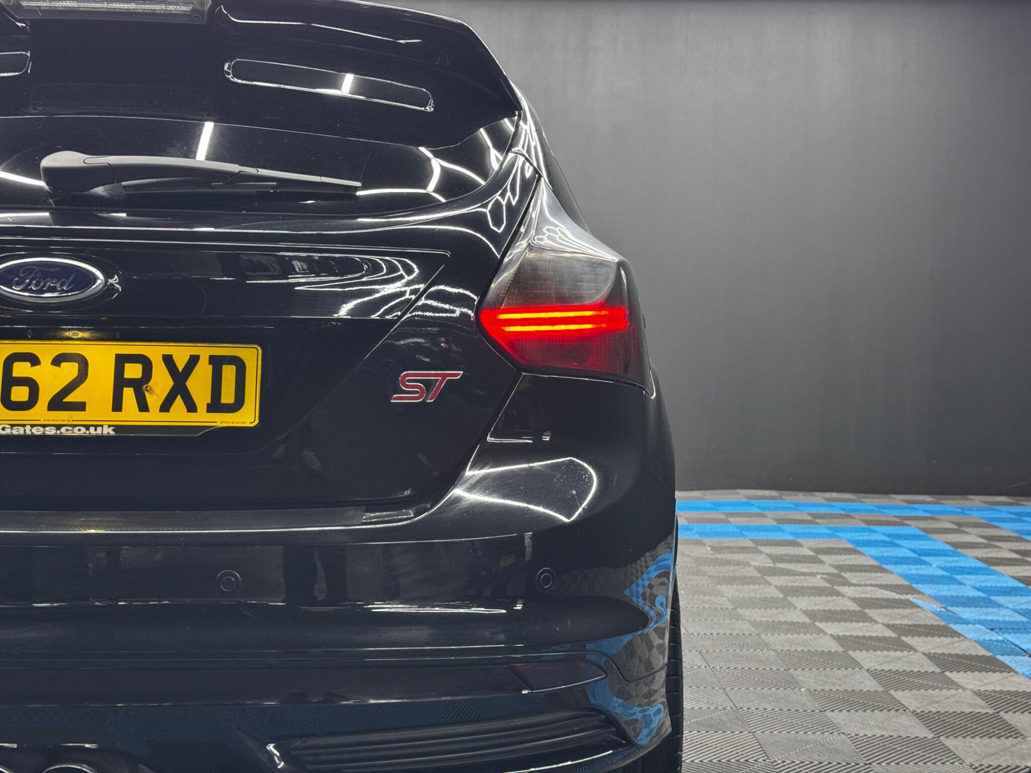 Ford Focus view 38