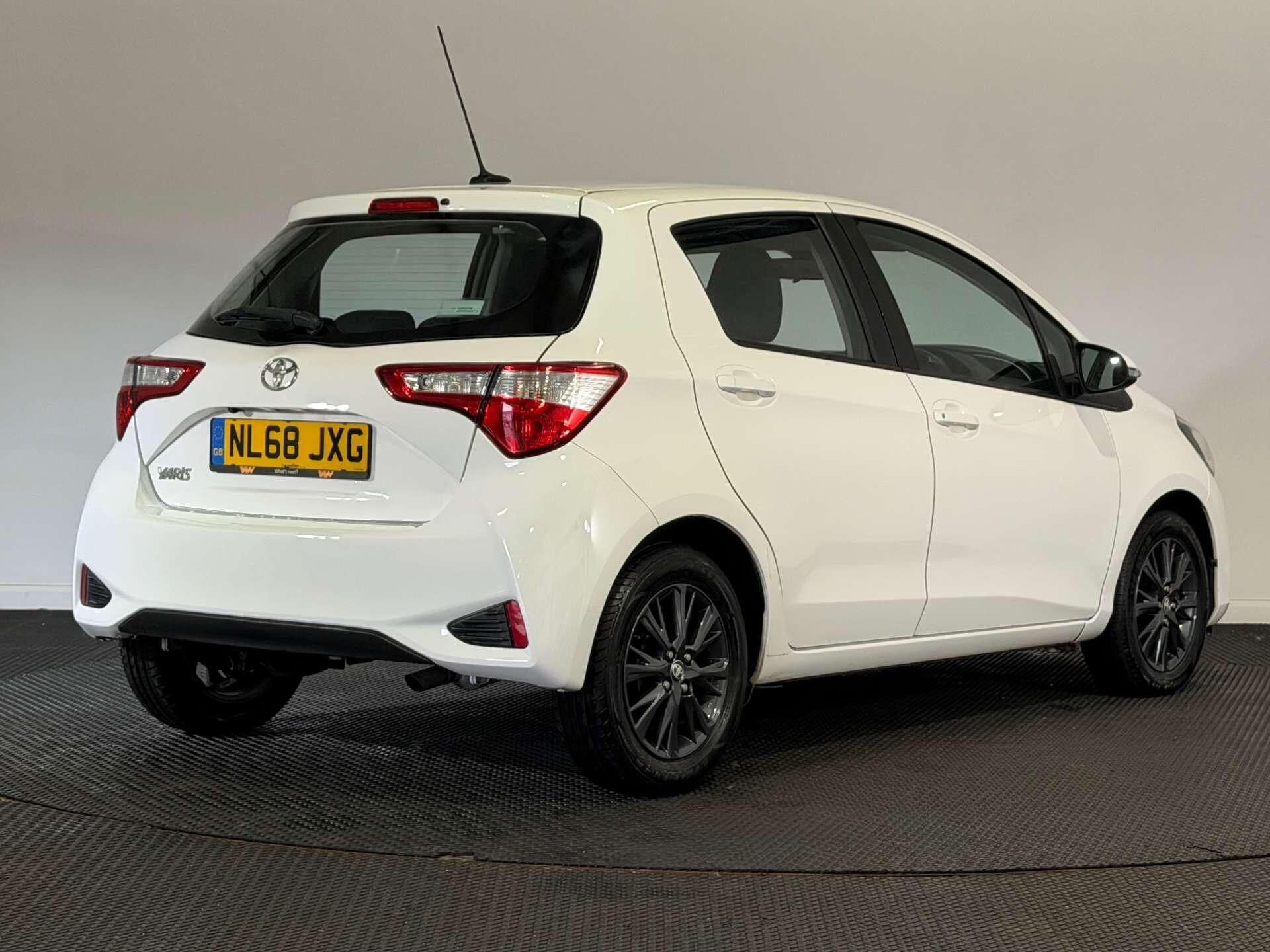 Toyota Yaris view 7