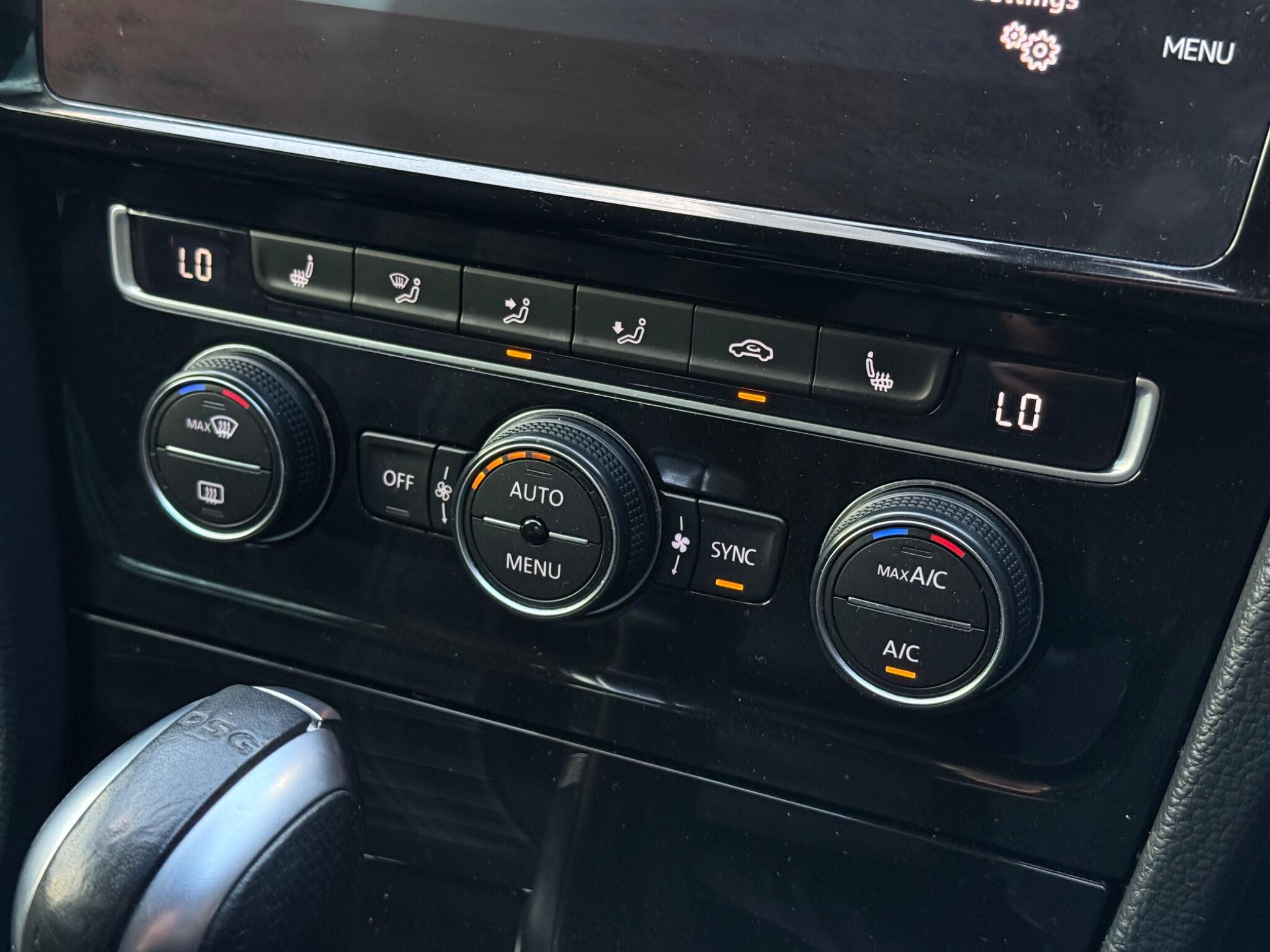 Volkswagen Golf view 41