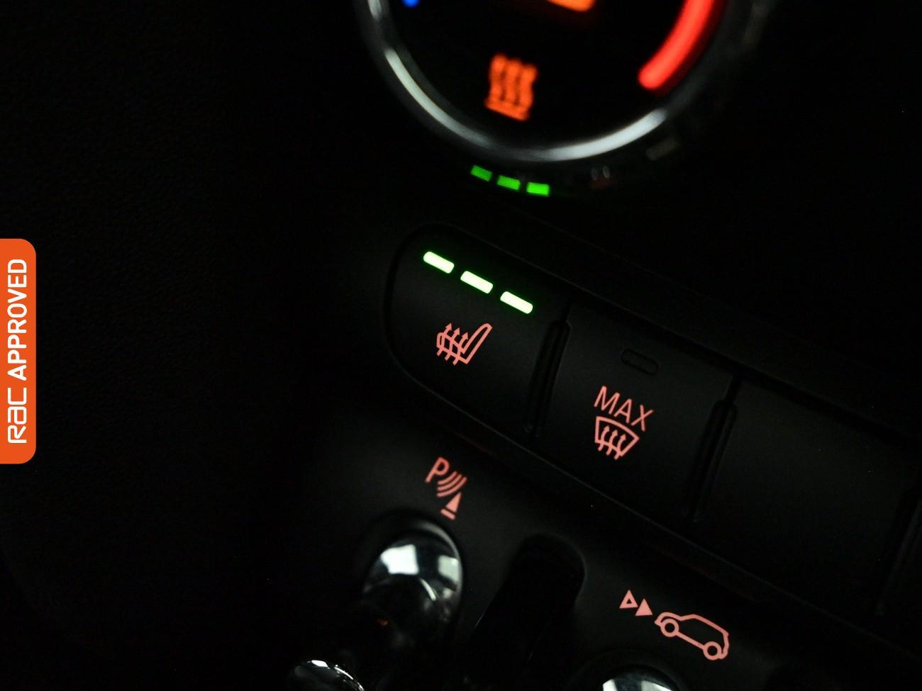 Mini Hatch view 22