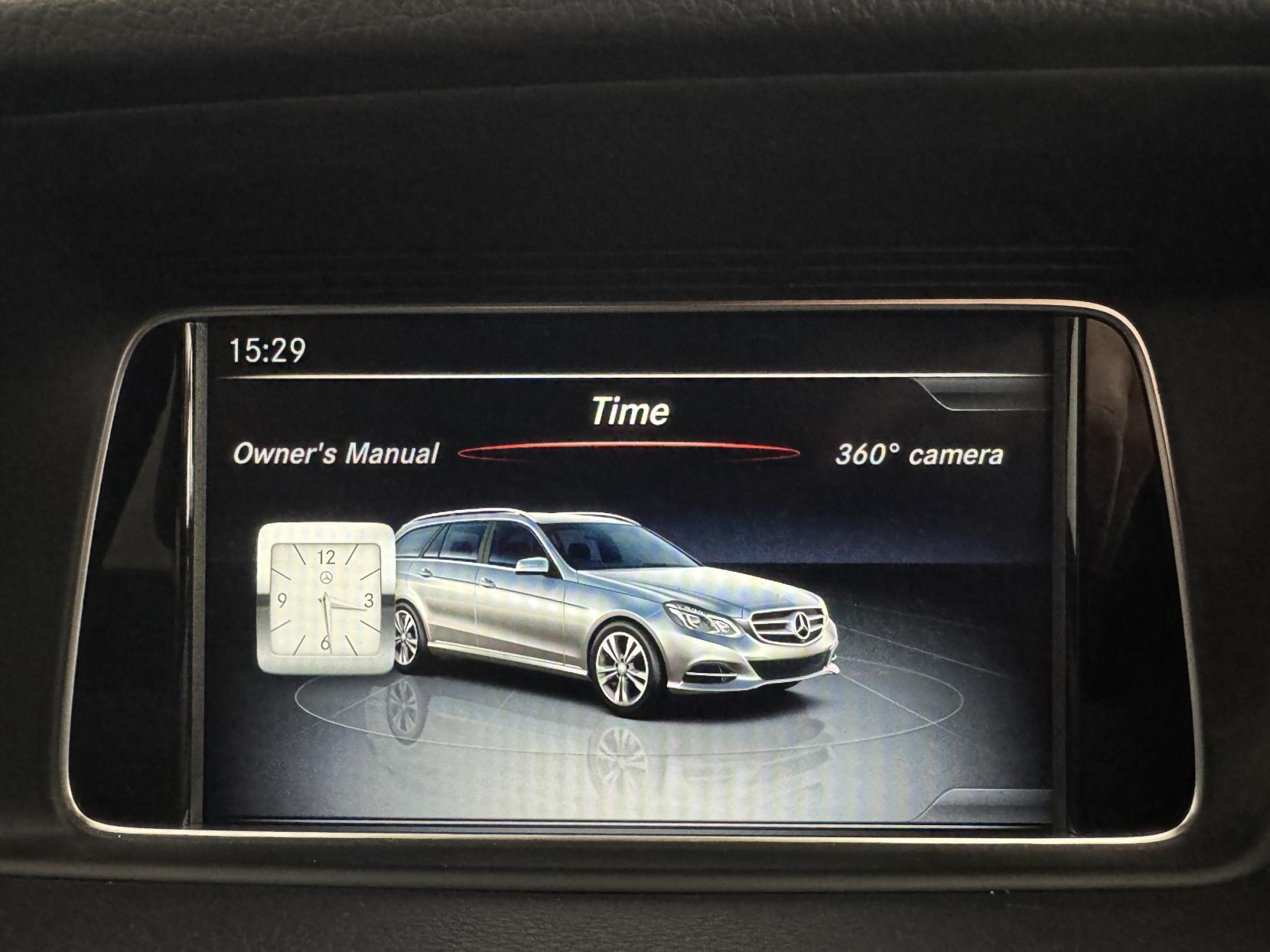 Mercedes-Benz E Class view 68