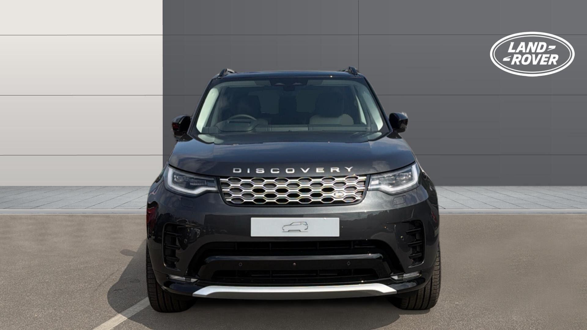 Land Rover Discovery view 2