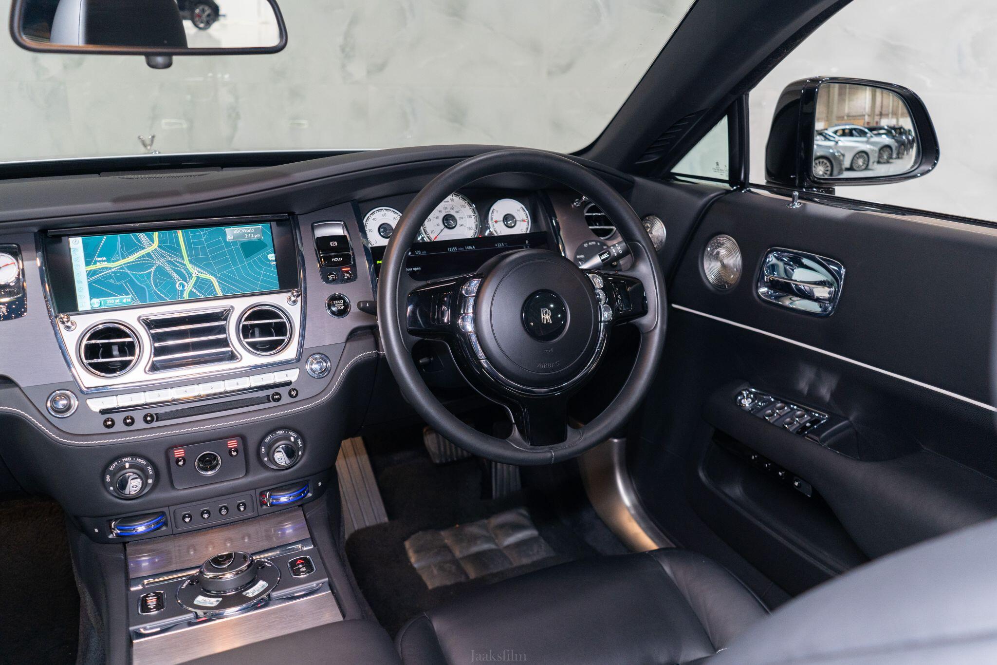 Rolls-Royce Wraith view 13