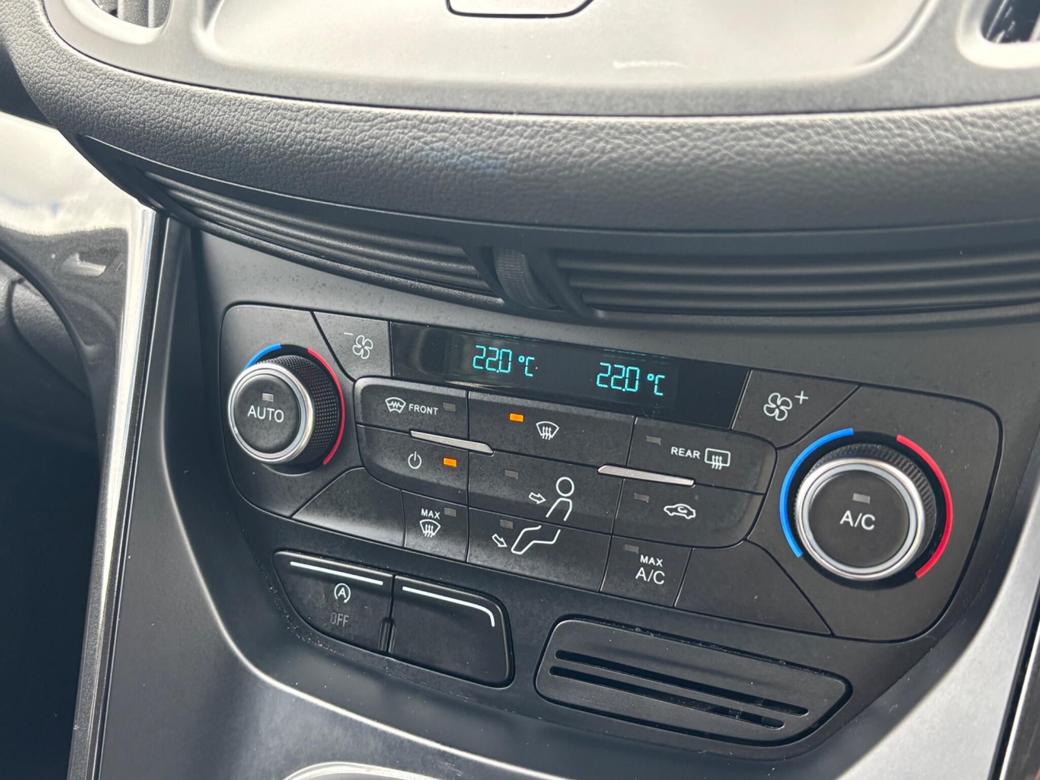 Ford Kuga view 28