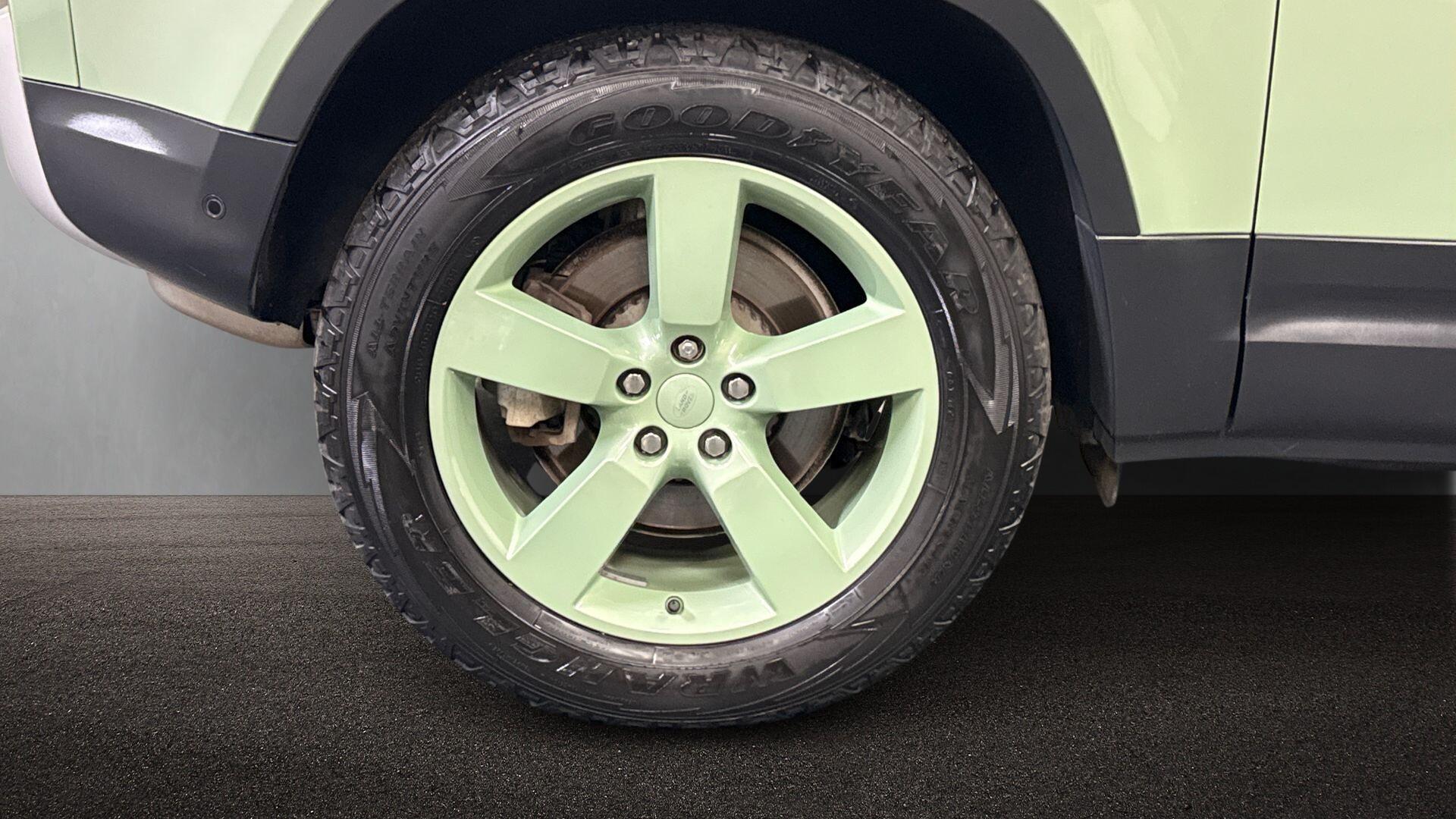 Land Rover Defender view 8