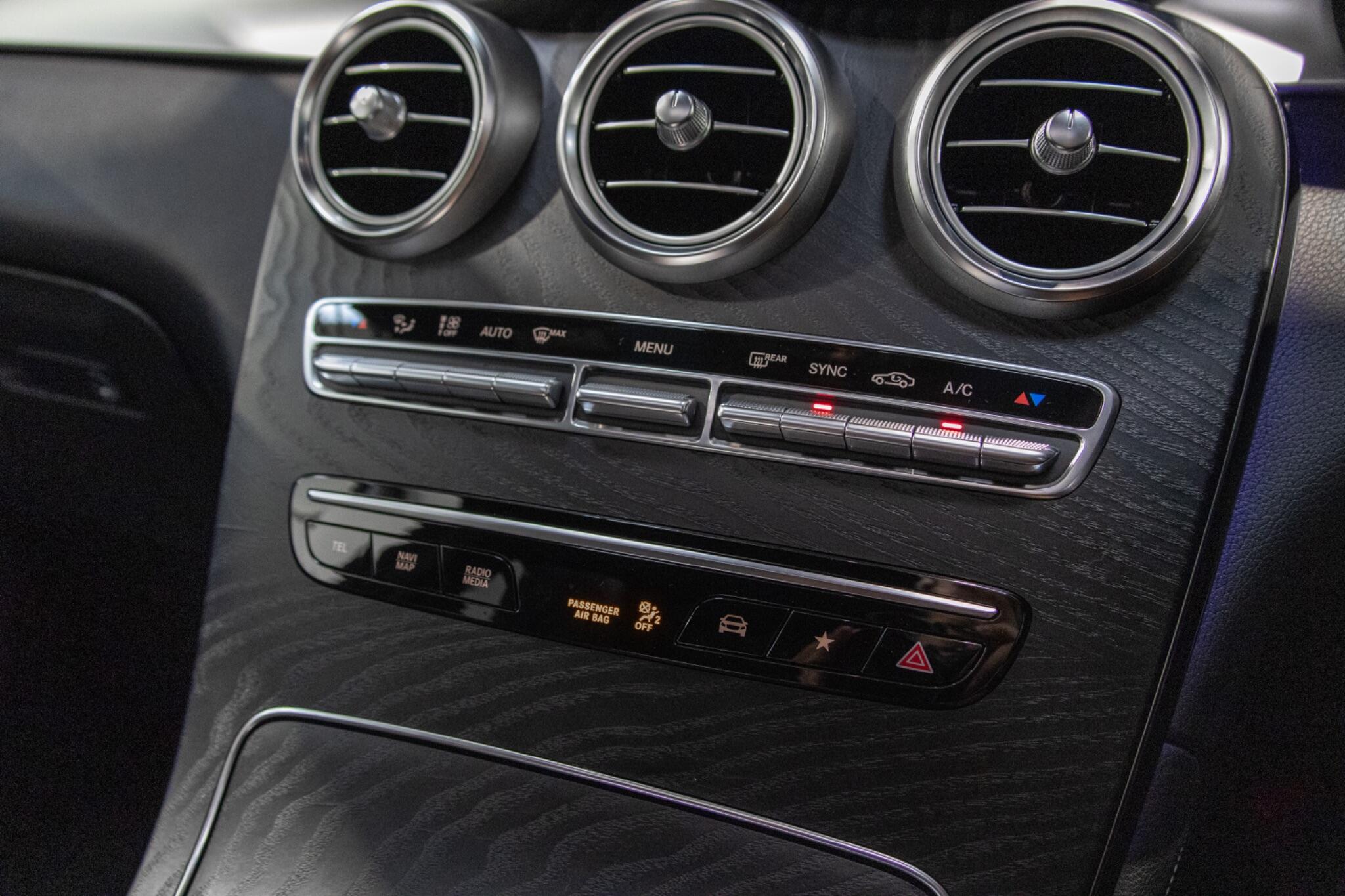 Mercedes-Benz GLC view 34