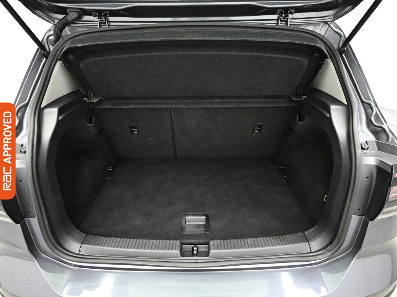 Volkswagen T-Cross view 24