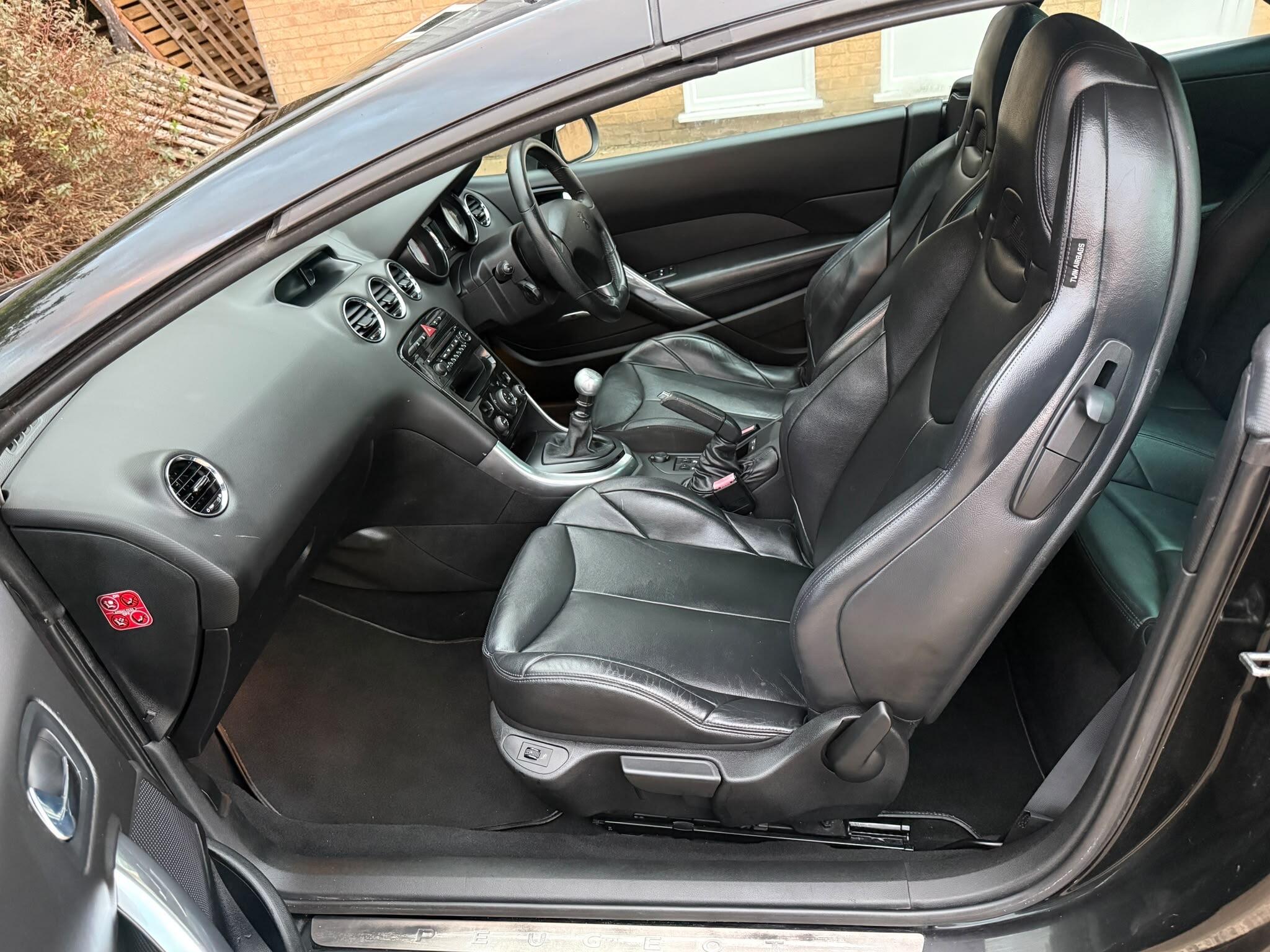 Peugeot 308 view 18