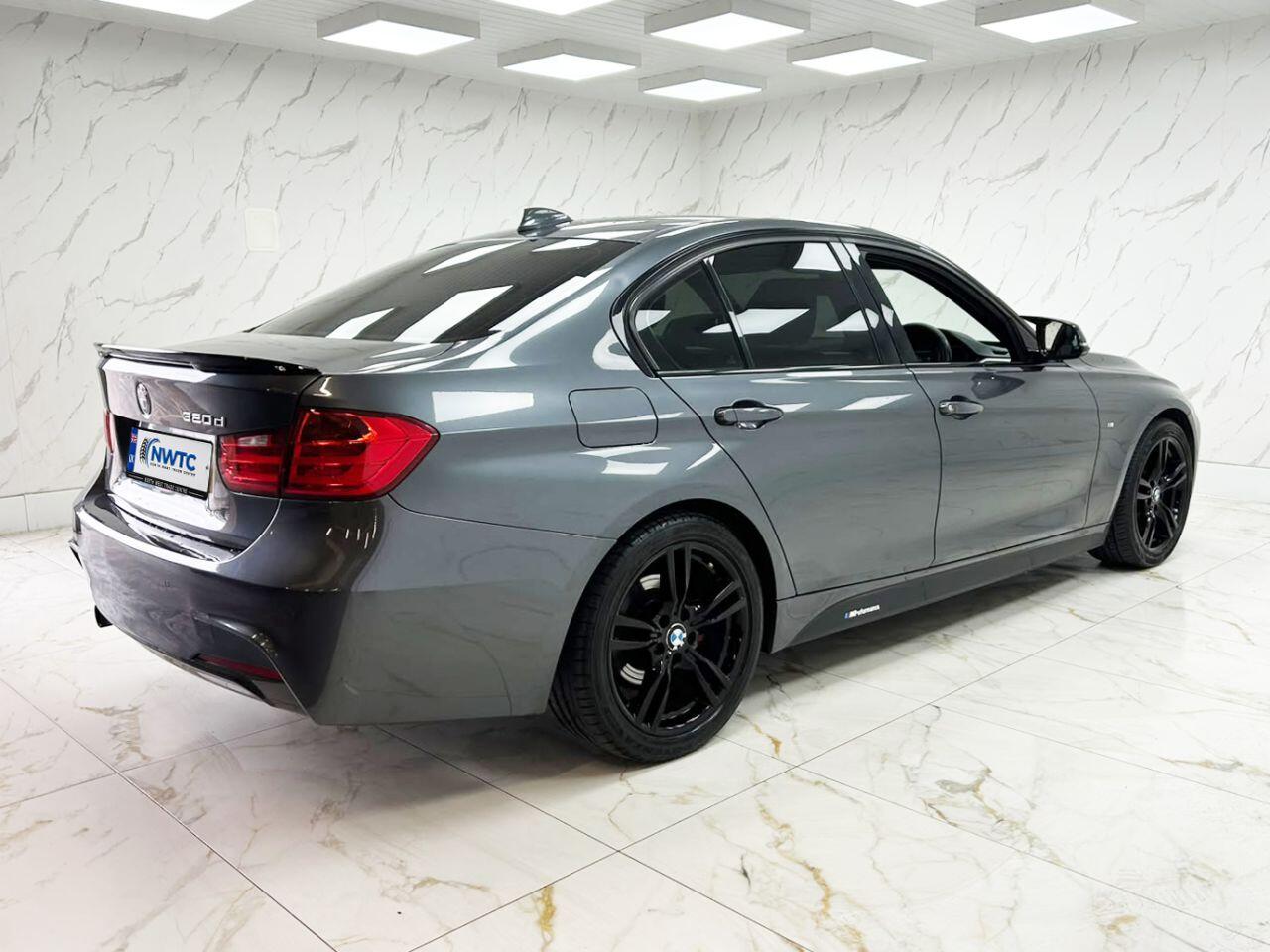 BMW 3 Series view 13
