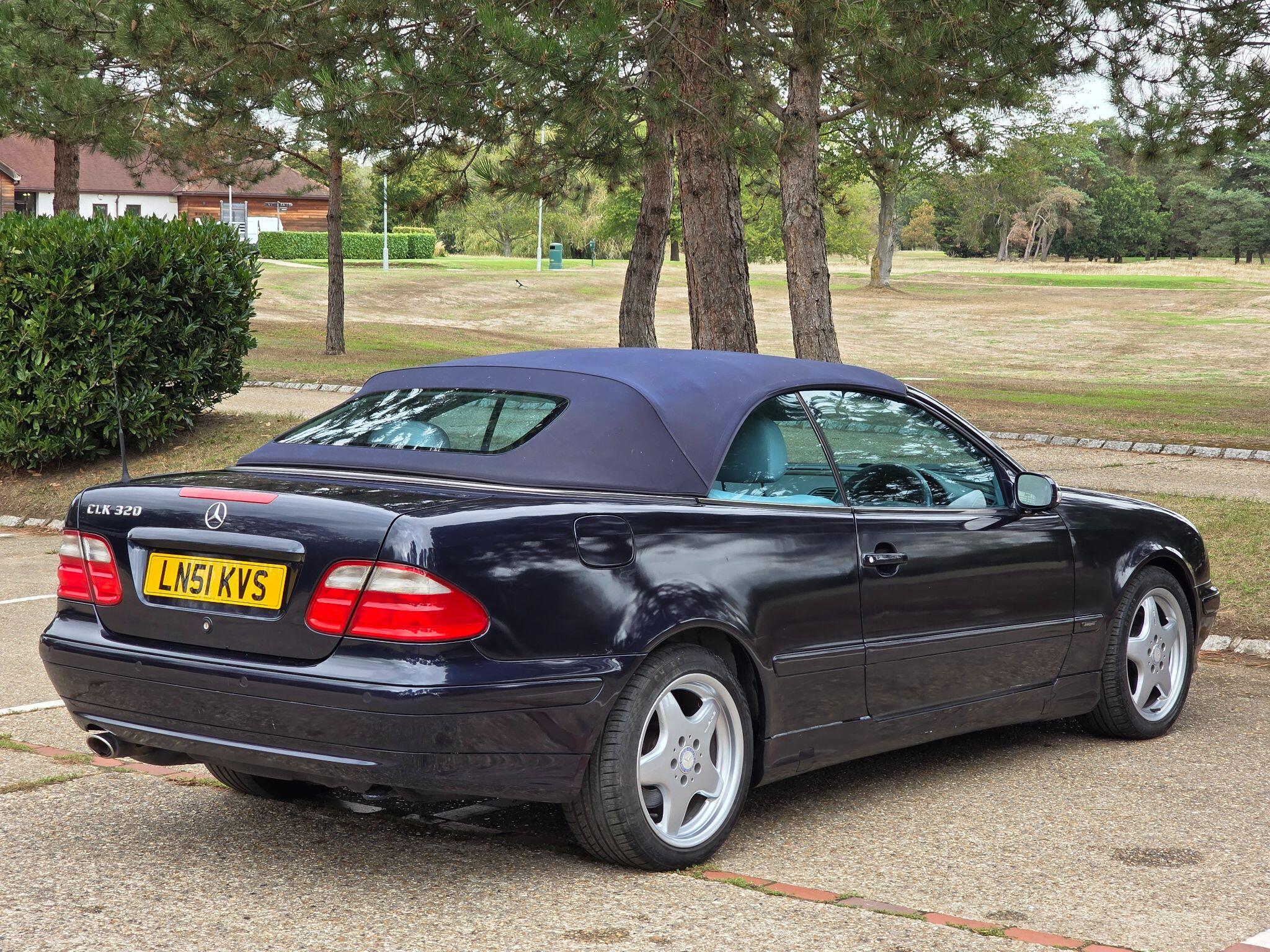 Mercedes-Benz CLK view 9