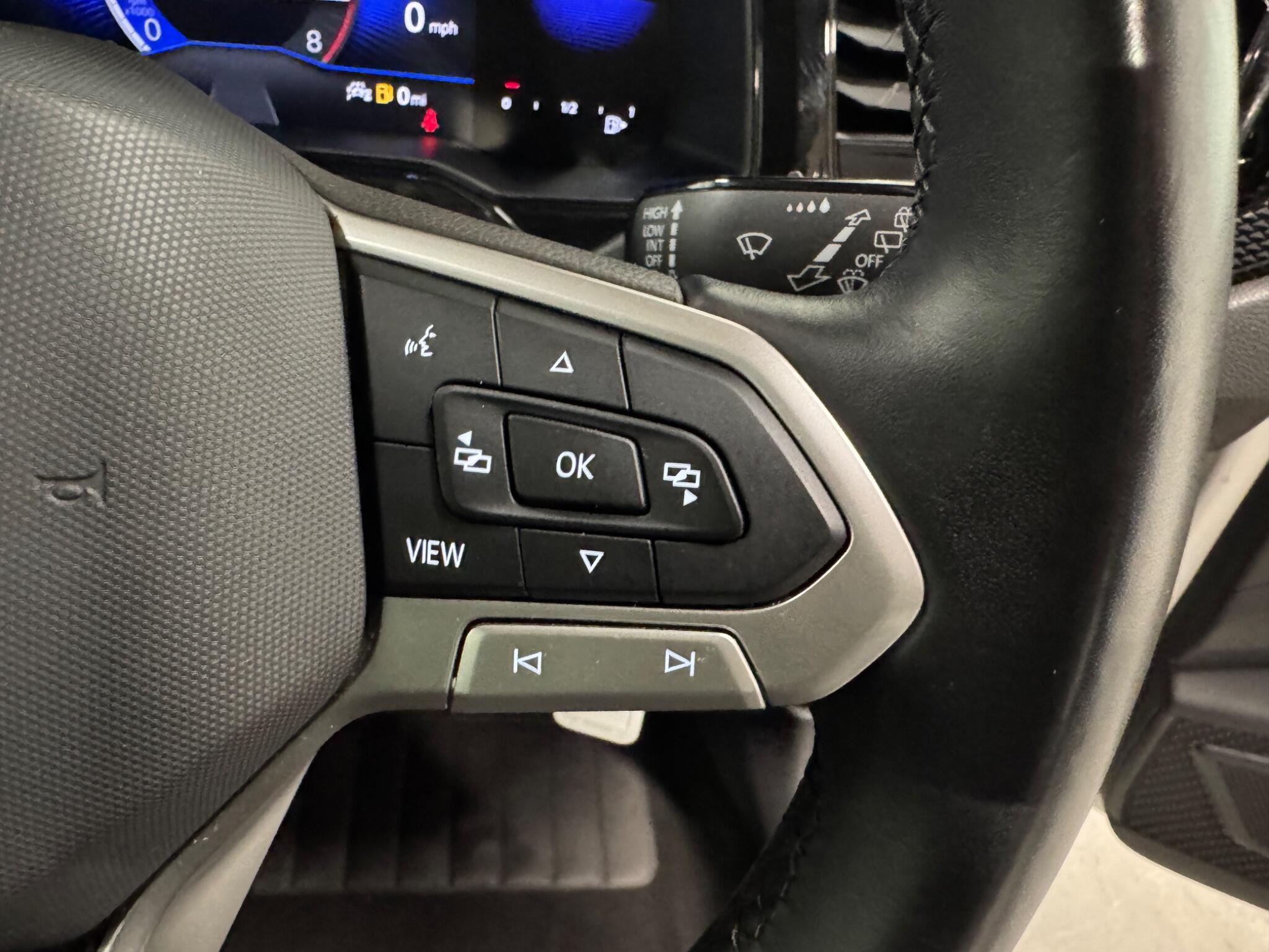 Volkswagen Polo view 11