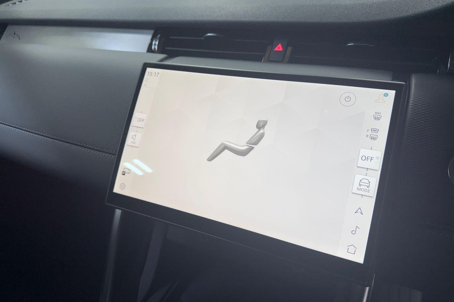 Land Rover Discovery Sport view 12
