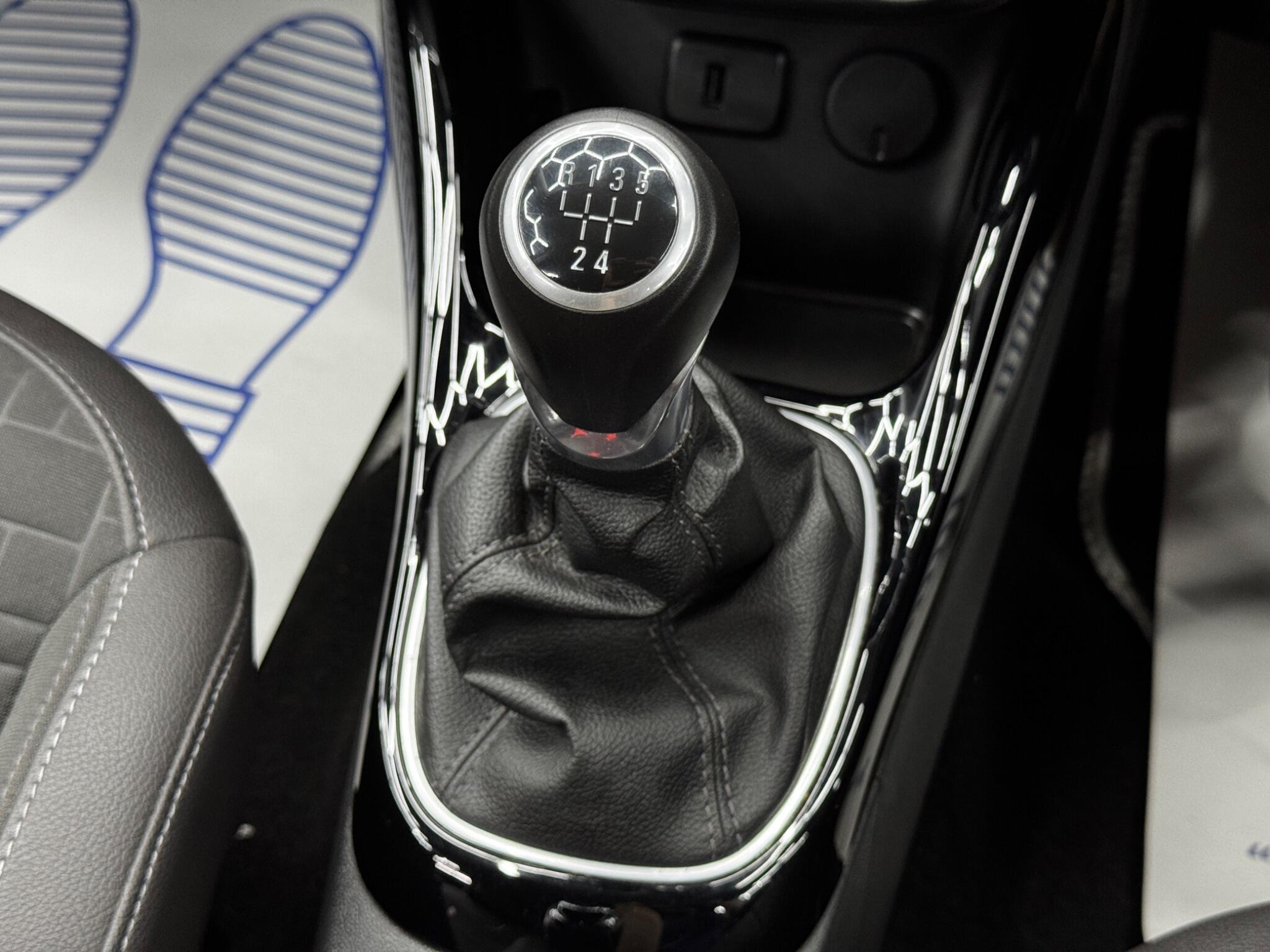 Vauxhall Corsa view 24