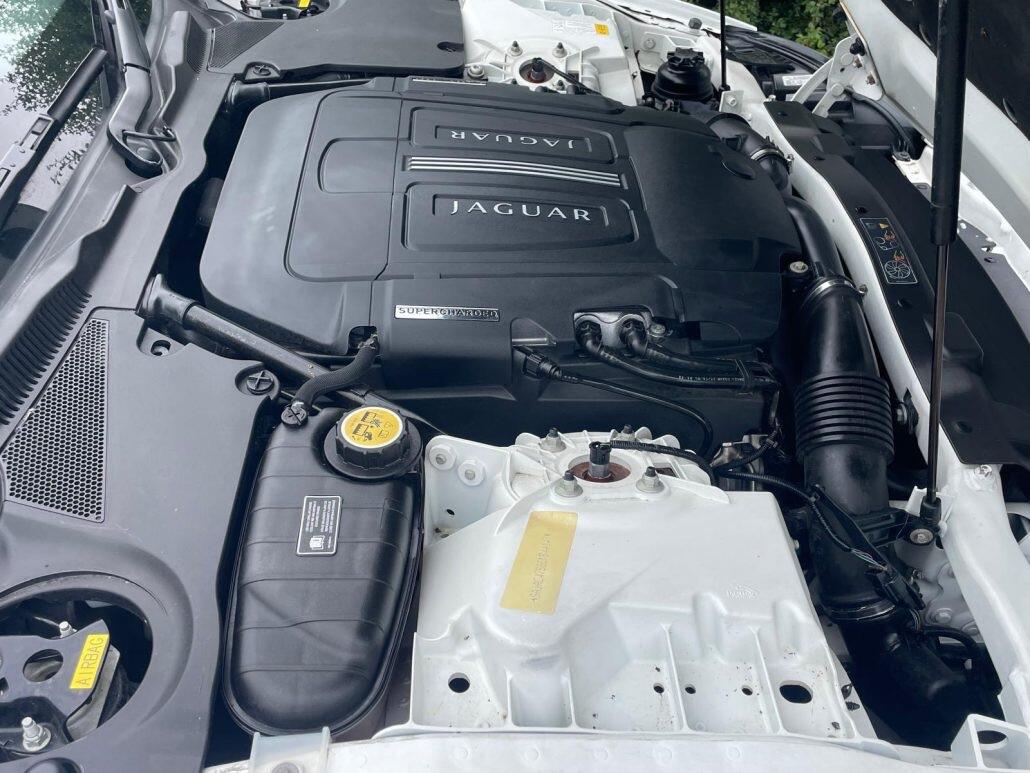 Jaguar XKR-S view 15