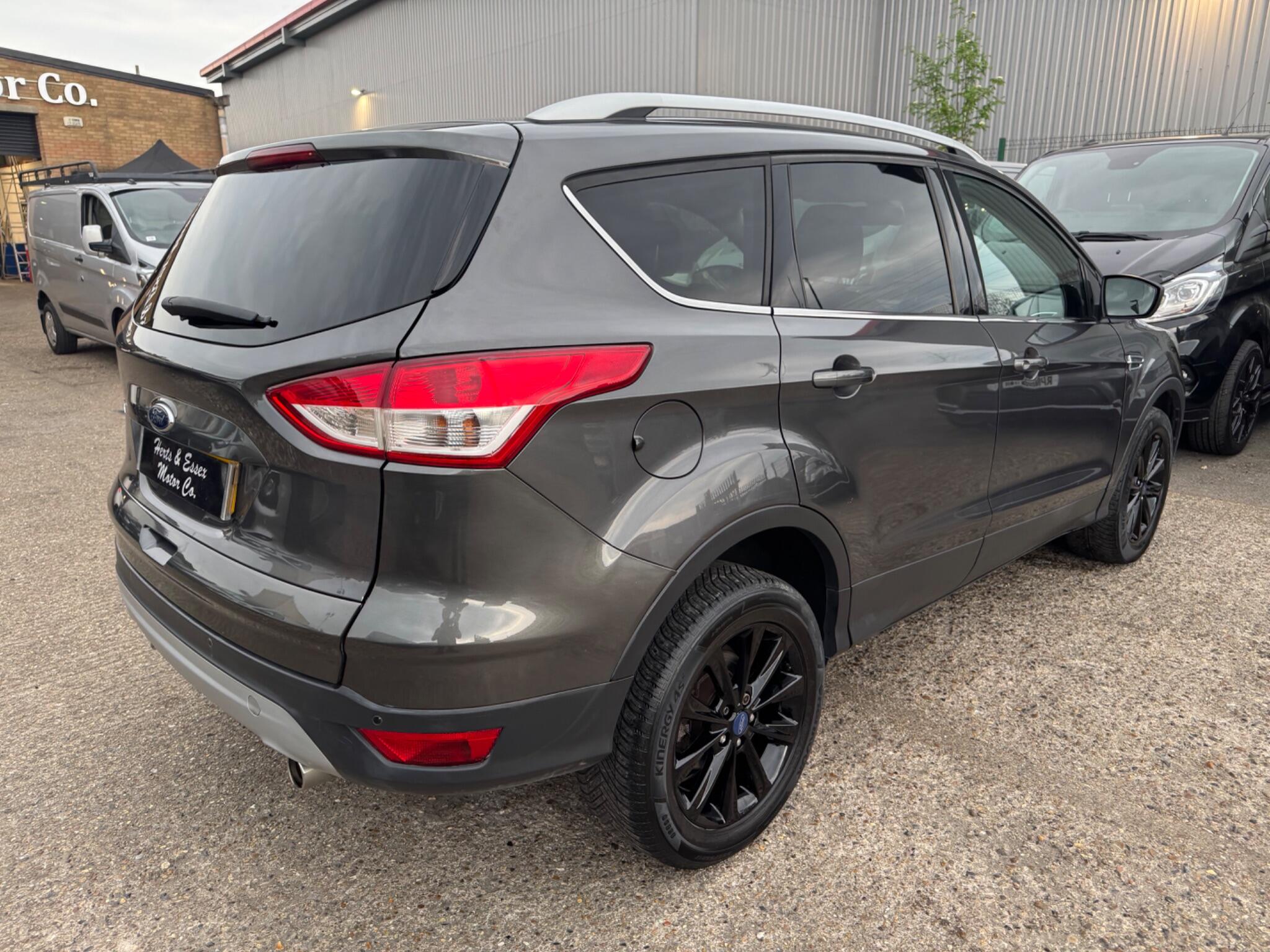 Ford Kuga view 13
