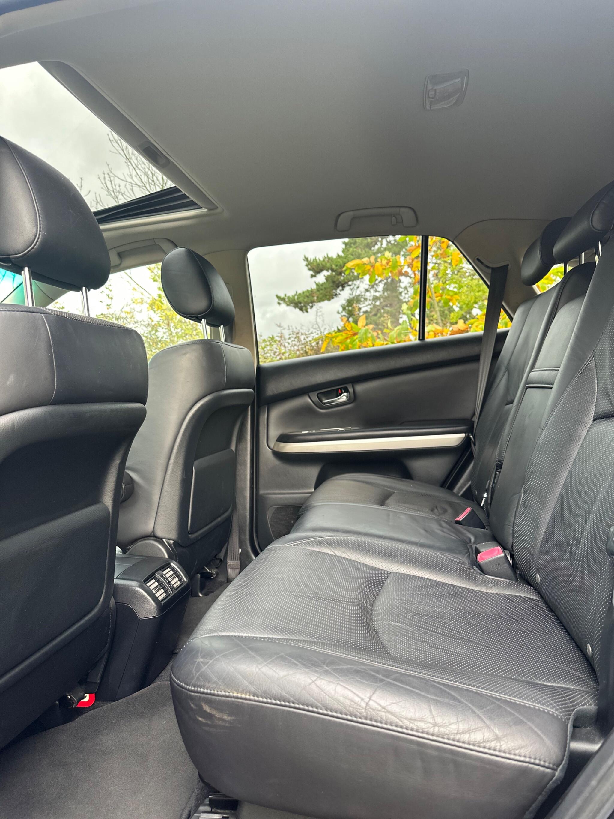 2009 Lexus RX image 14