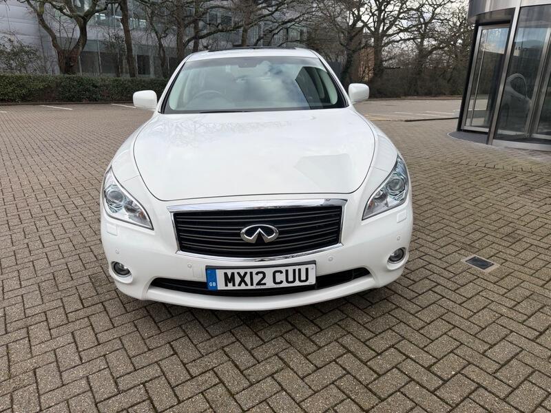 2012 Infiniti M 3.5 35h V6 GT Premium Auto Euro 5 (s/s) 4dr • 7,481 miles image 19