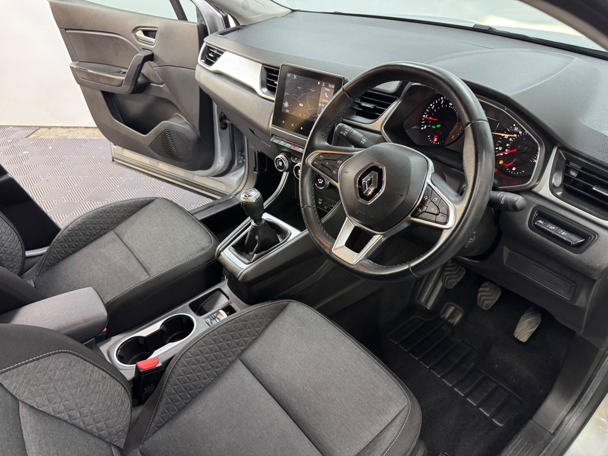 Renault Captur view 6