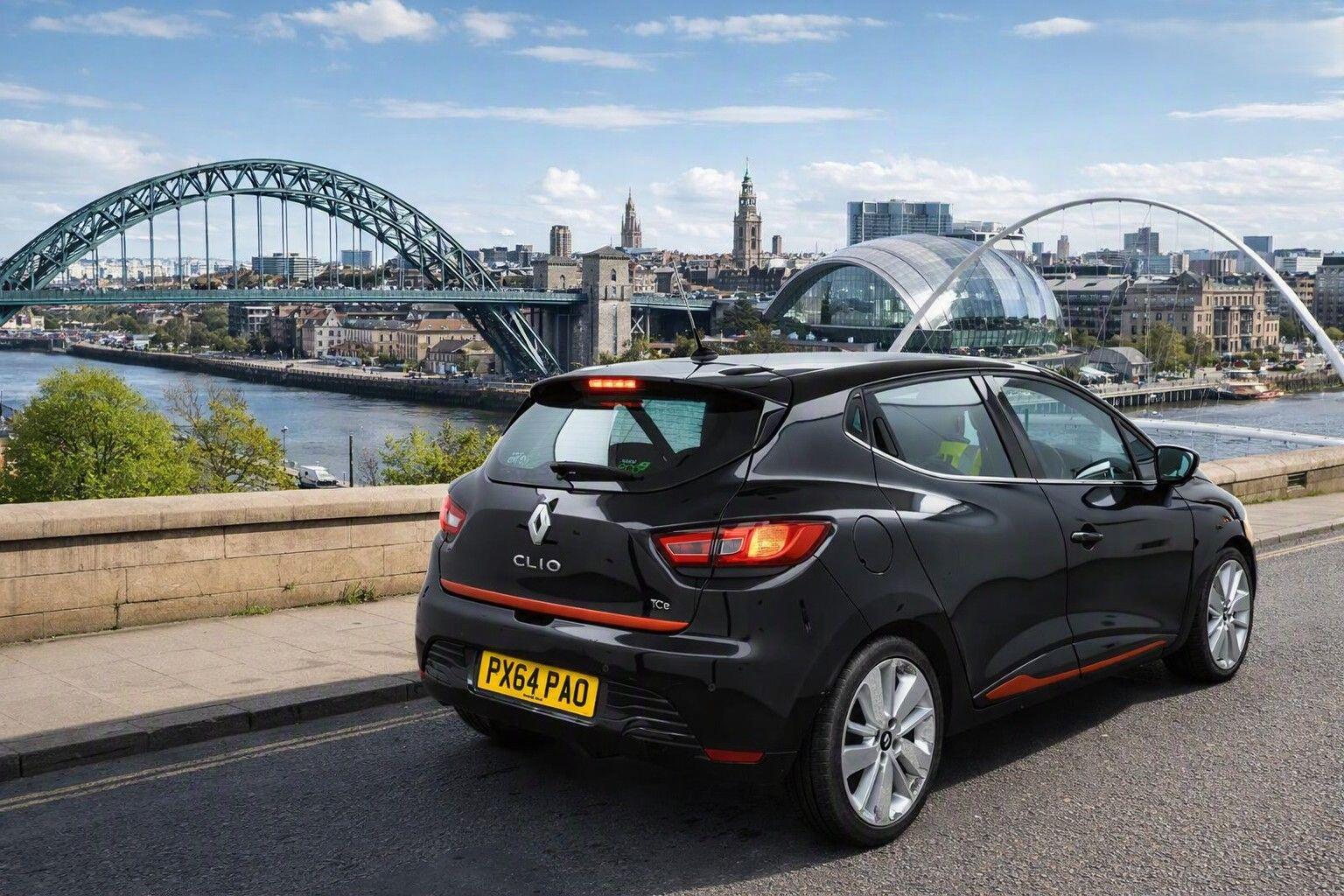 Renault Clio view 2