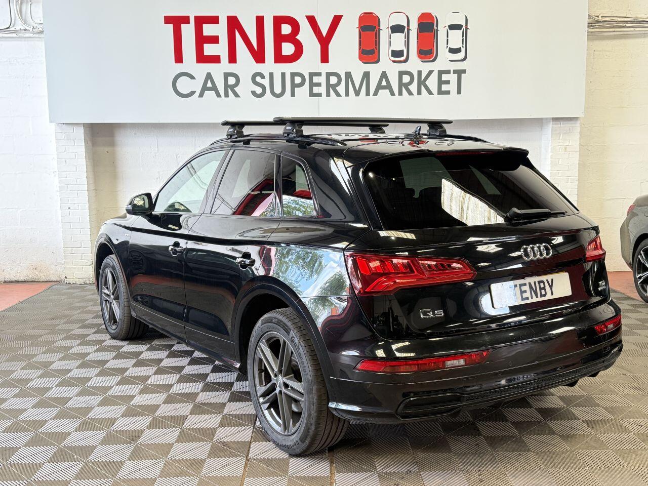 Audi Q5 view 7