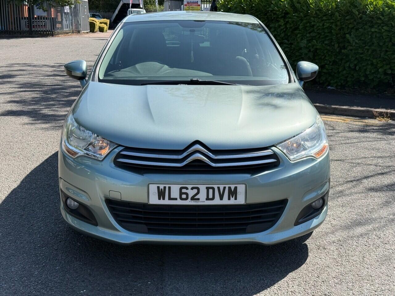 Citroen C4 view 2