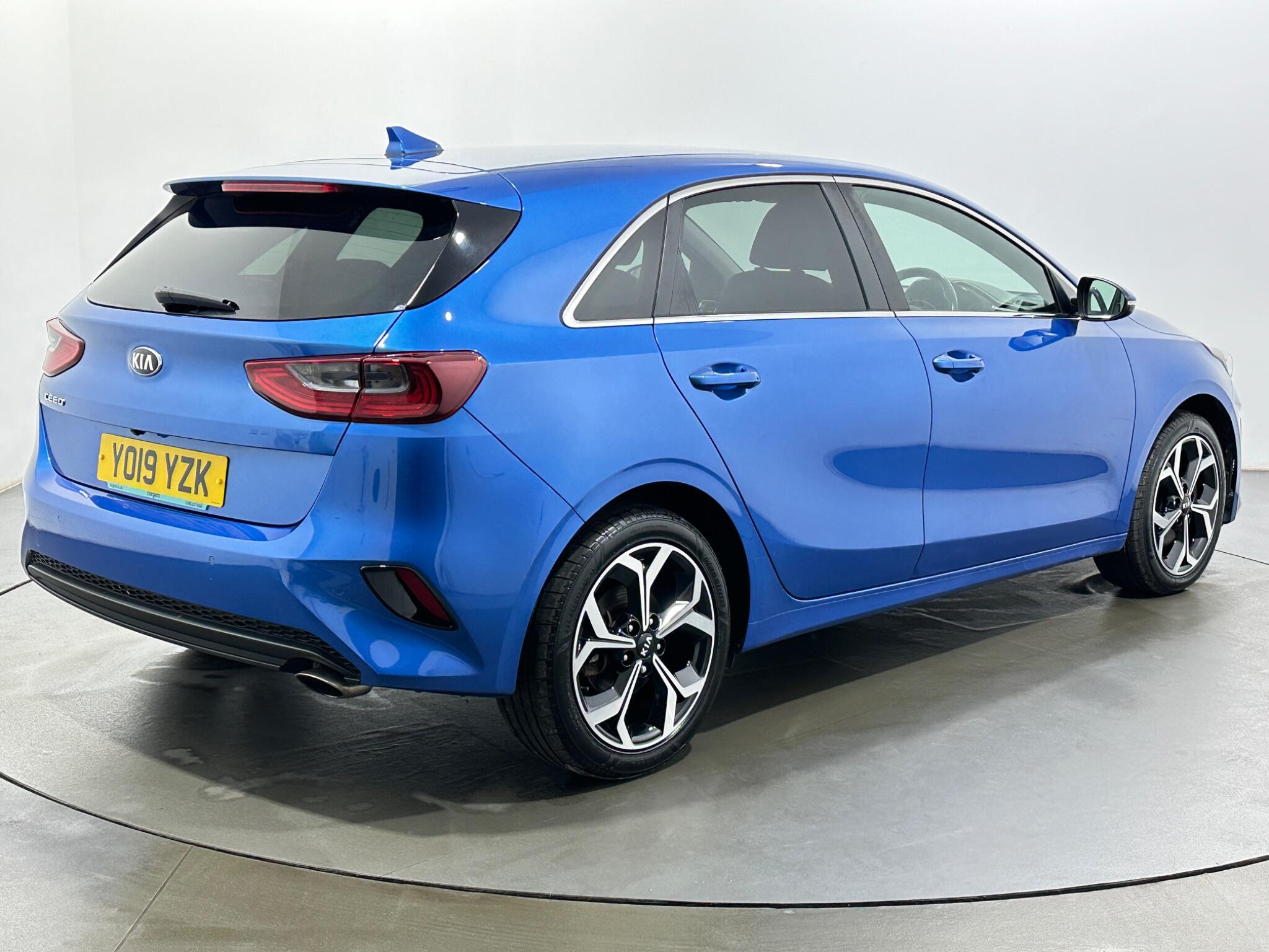 Kia Ceed view 8