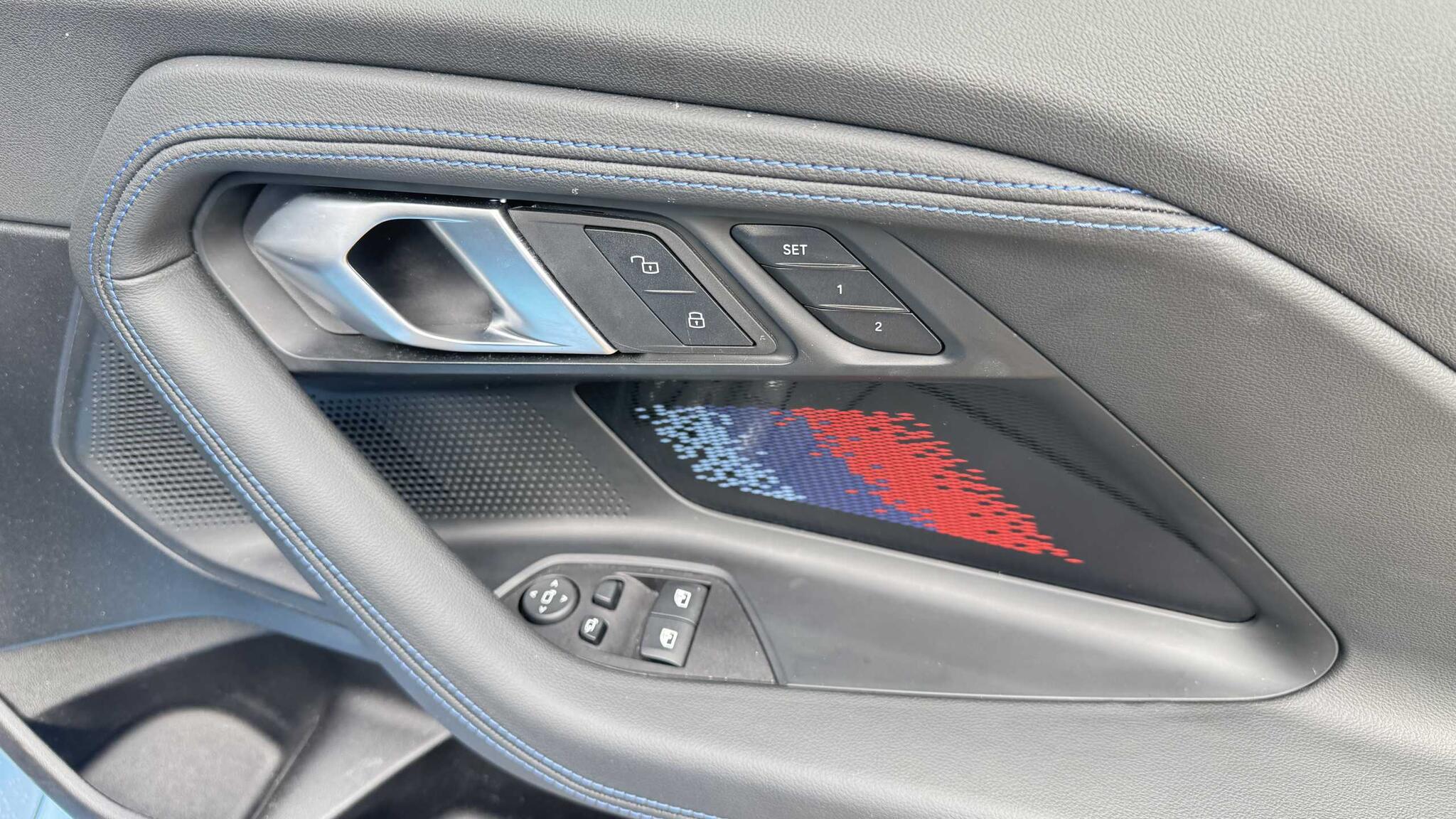 BMW M2 view 24