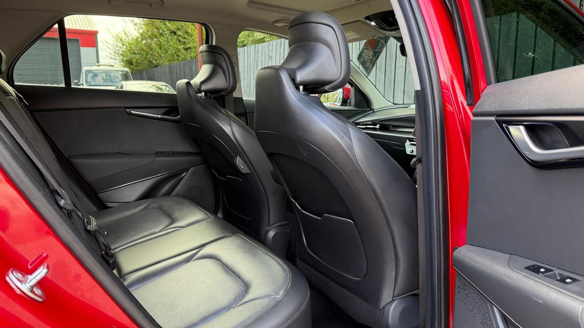 Kia Niro view 26