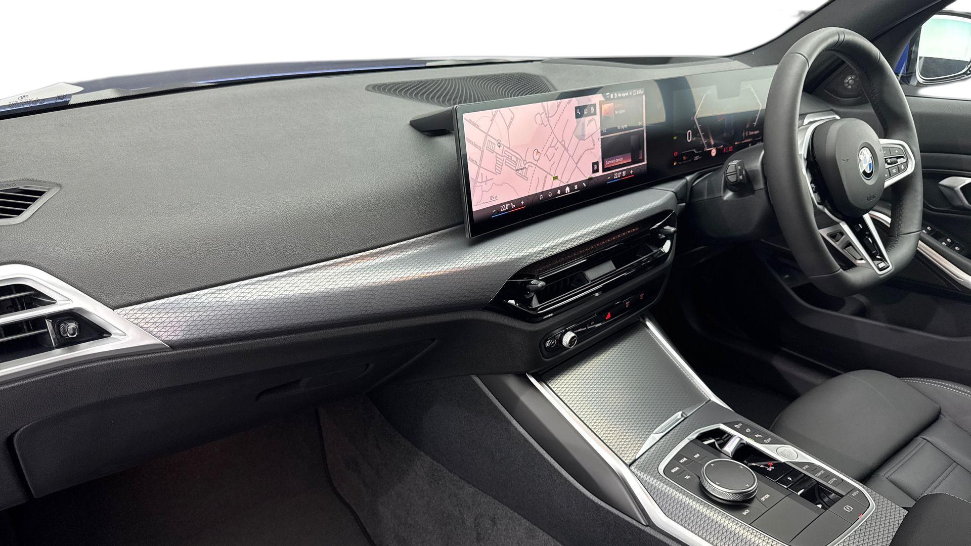 BMW 3 Series view 7
