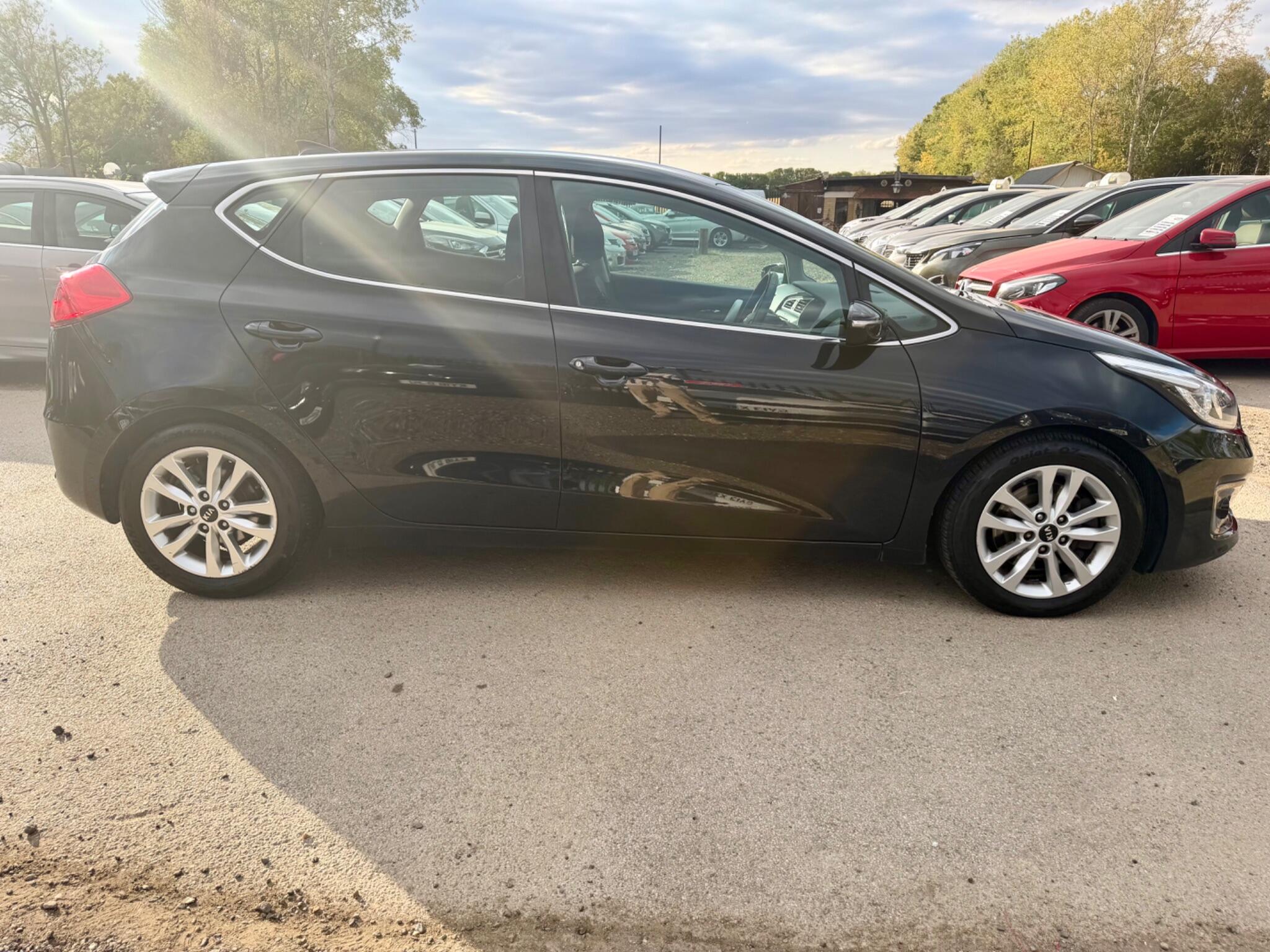 Kia Ceed view 16