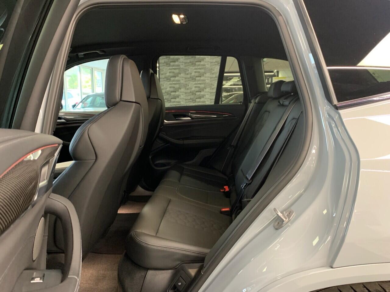 BMW X3 M view 27