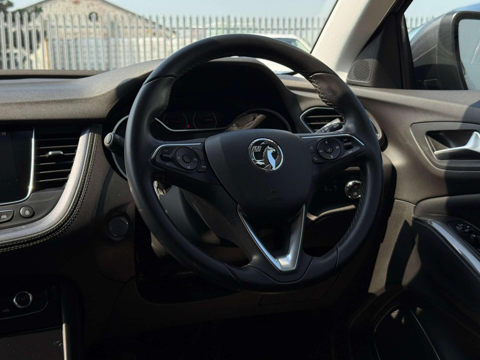 Vauxhall Grandland X view 50