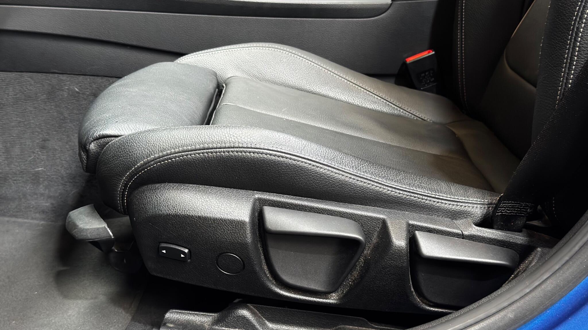 BMW 3 Series view 47