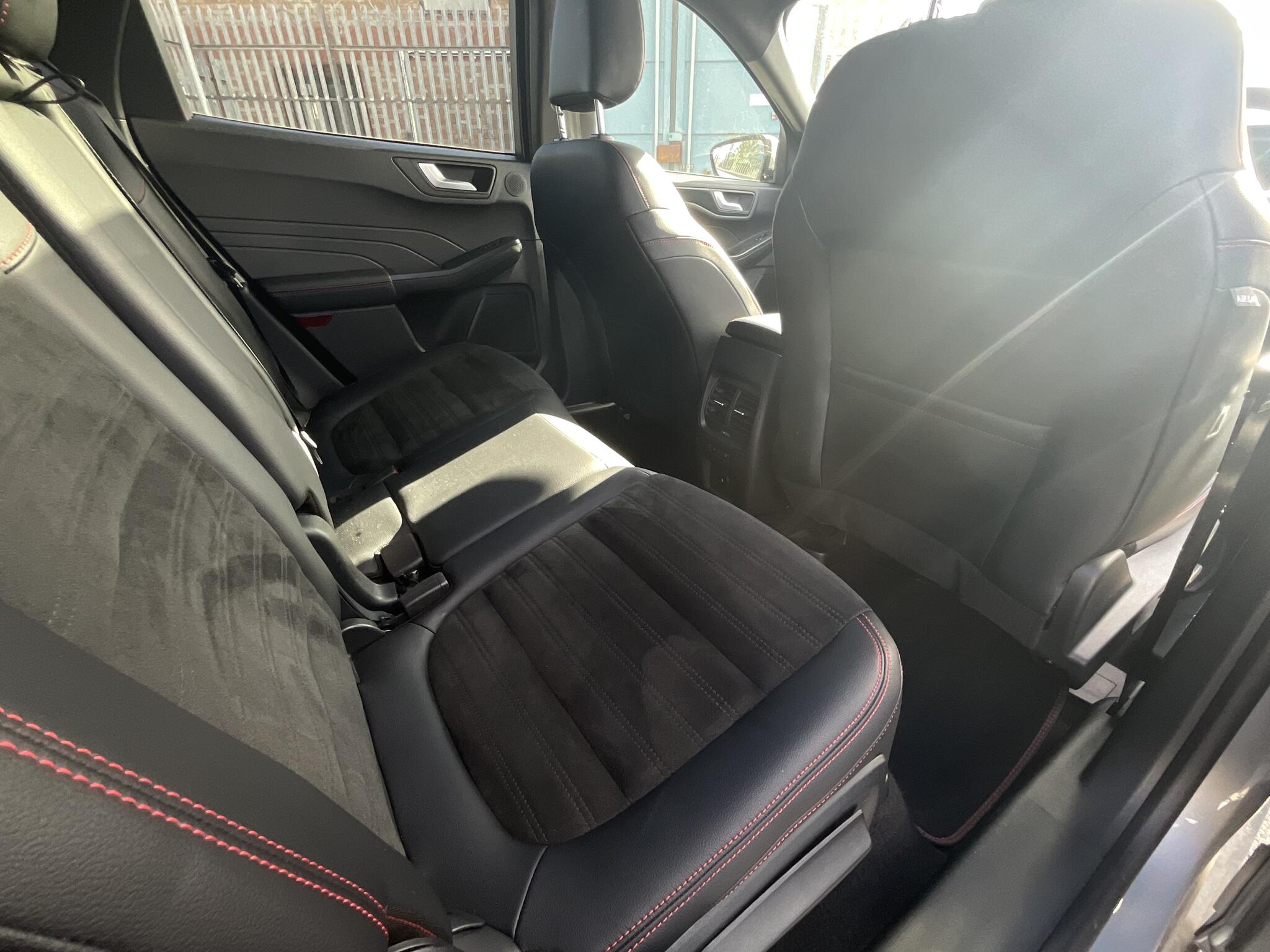 Ford Kuga view 9