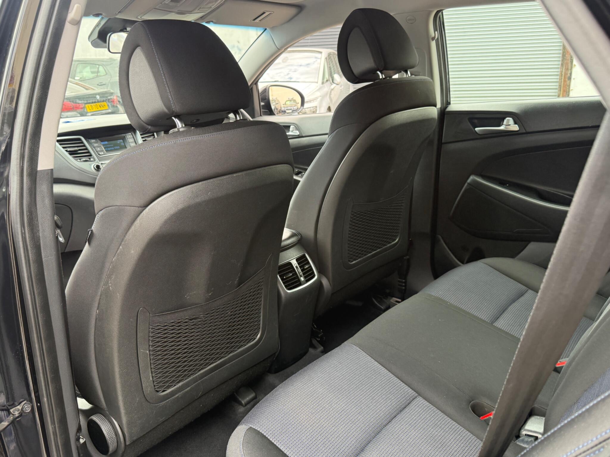 Hyundai TUCSON - Image 52