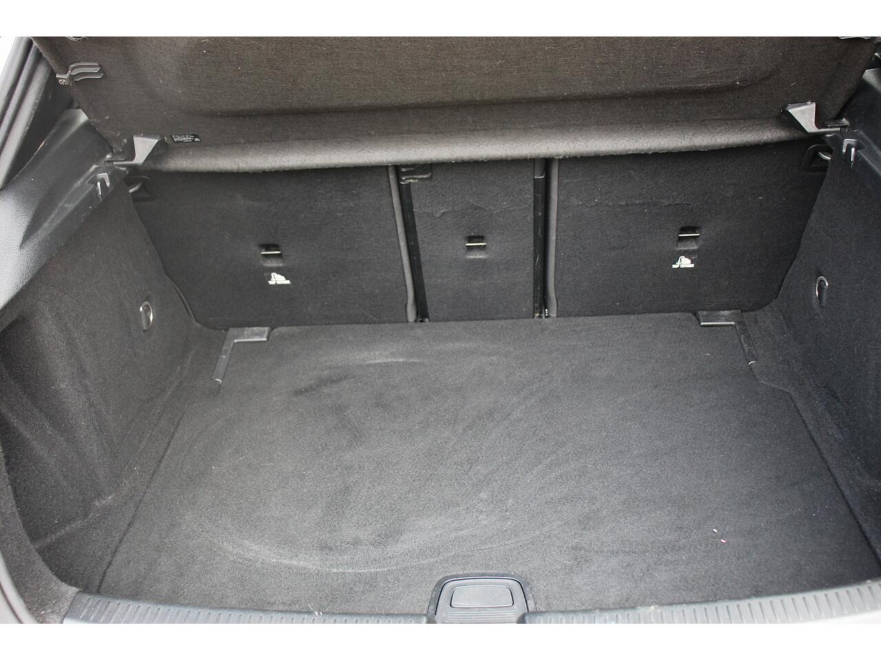 Mercedes-Benz A Class view 36