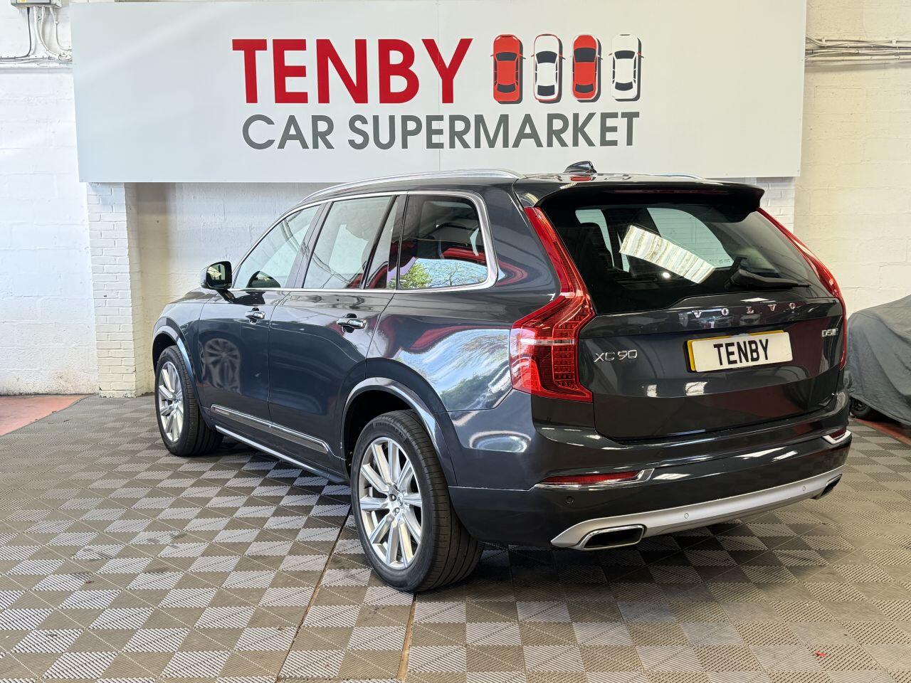 Volvo XC90 view 7