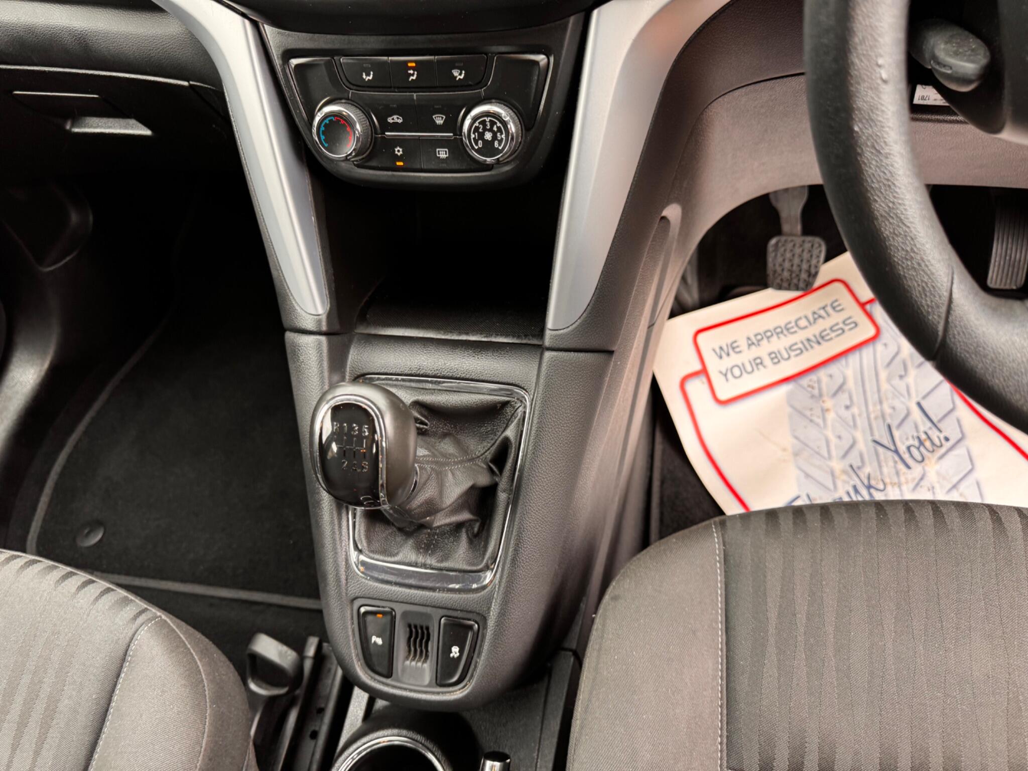 Vauxhall Zafira Tourer view 13