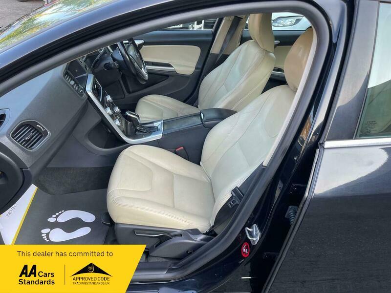 2015 Volvo S60 image 47