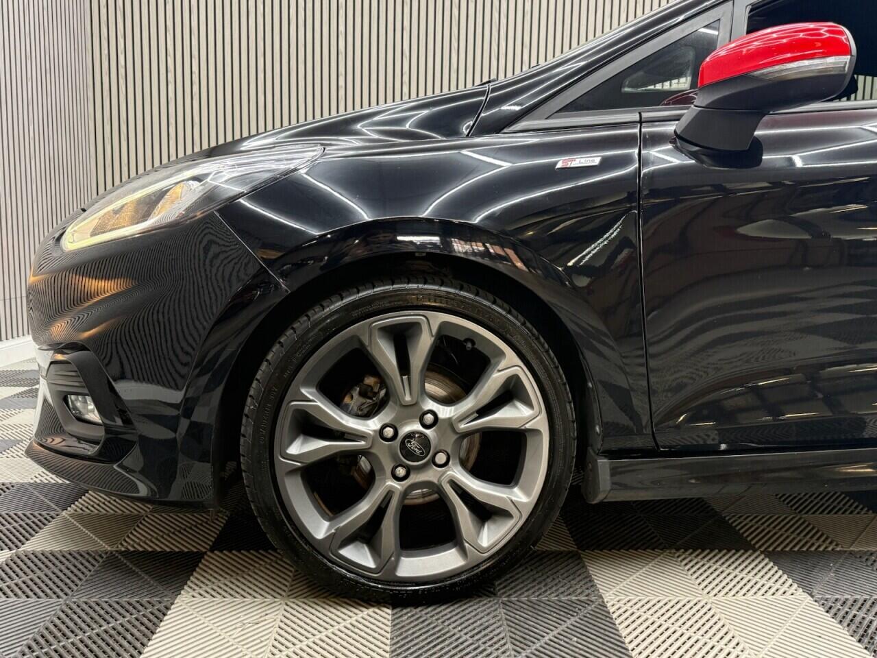 Ford Fiesta view 24