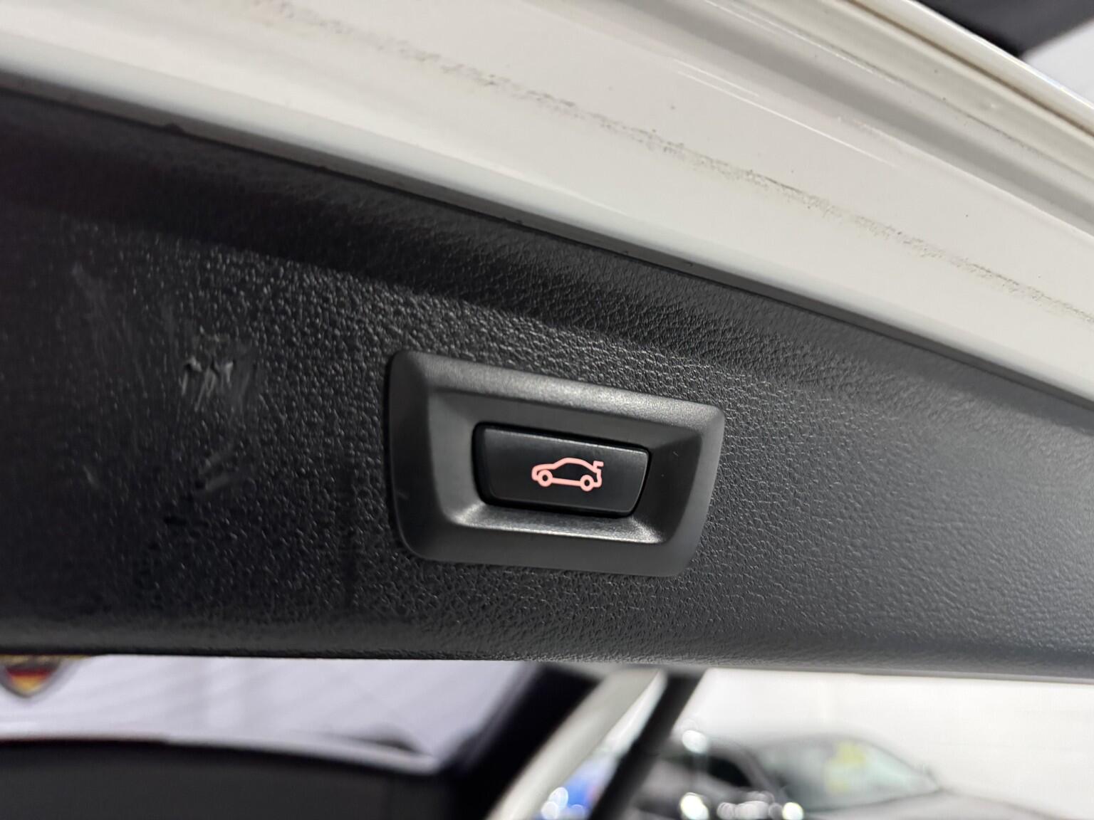 BMW X3 view 25