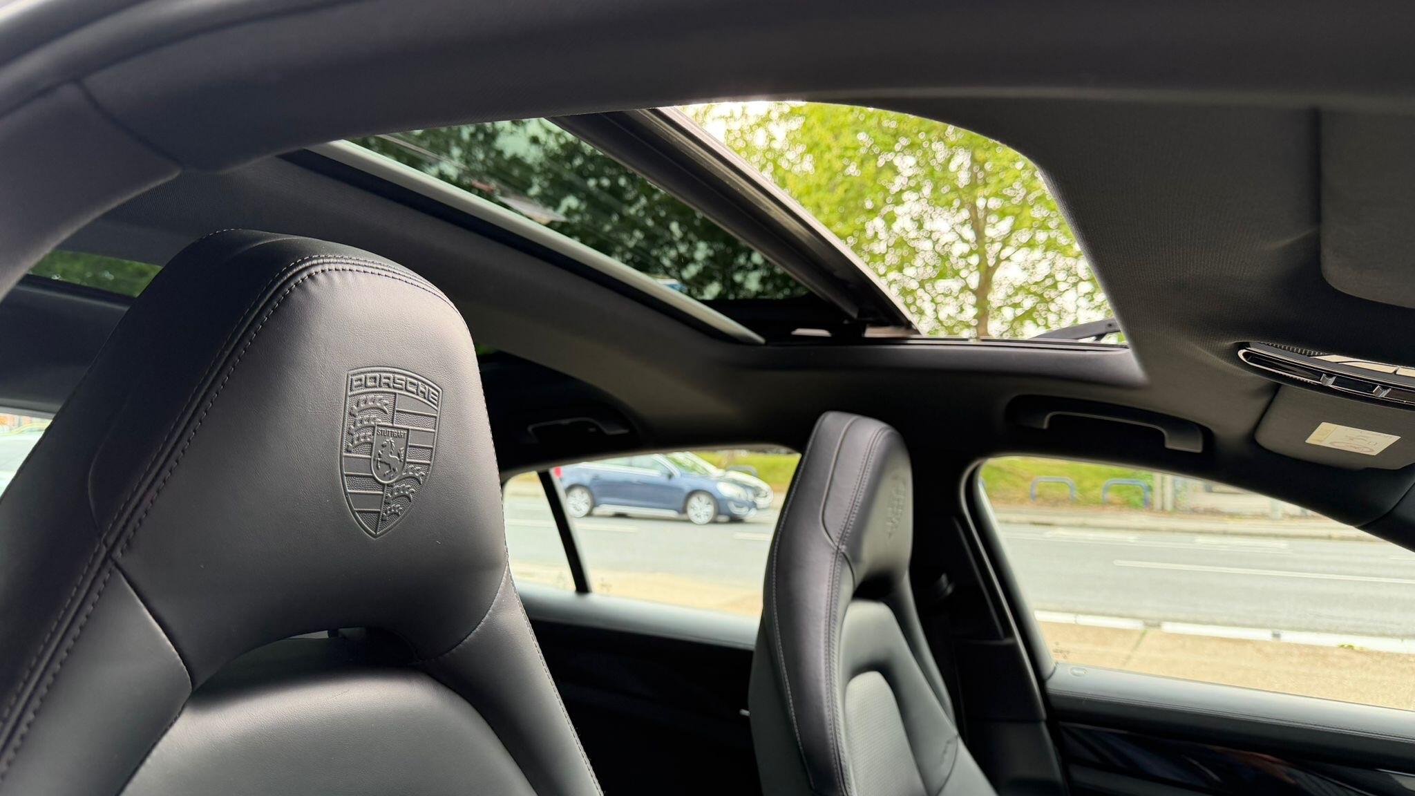 Porsche Panamera view 37