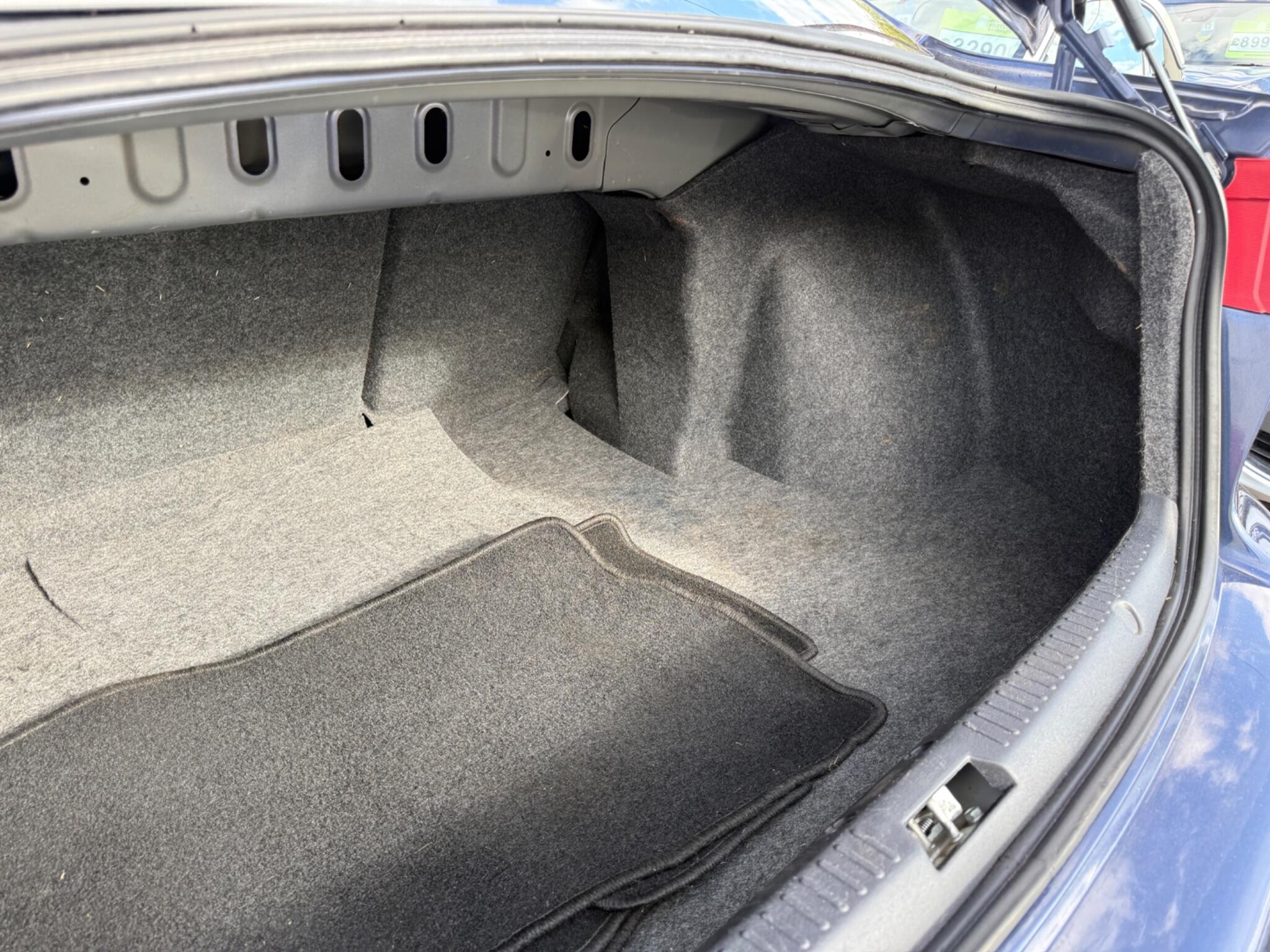 Mitsubishi Lancer - Image 40