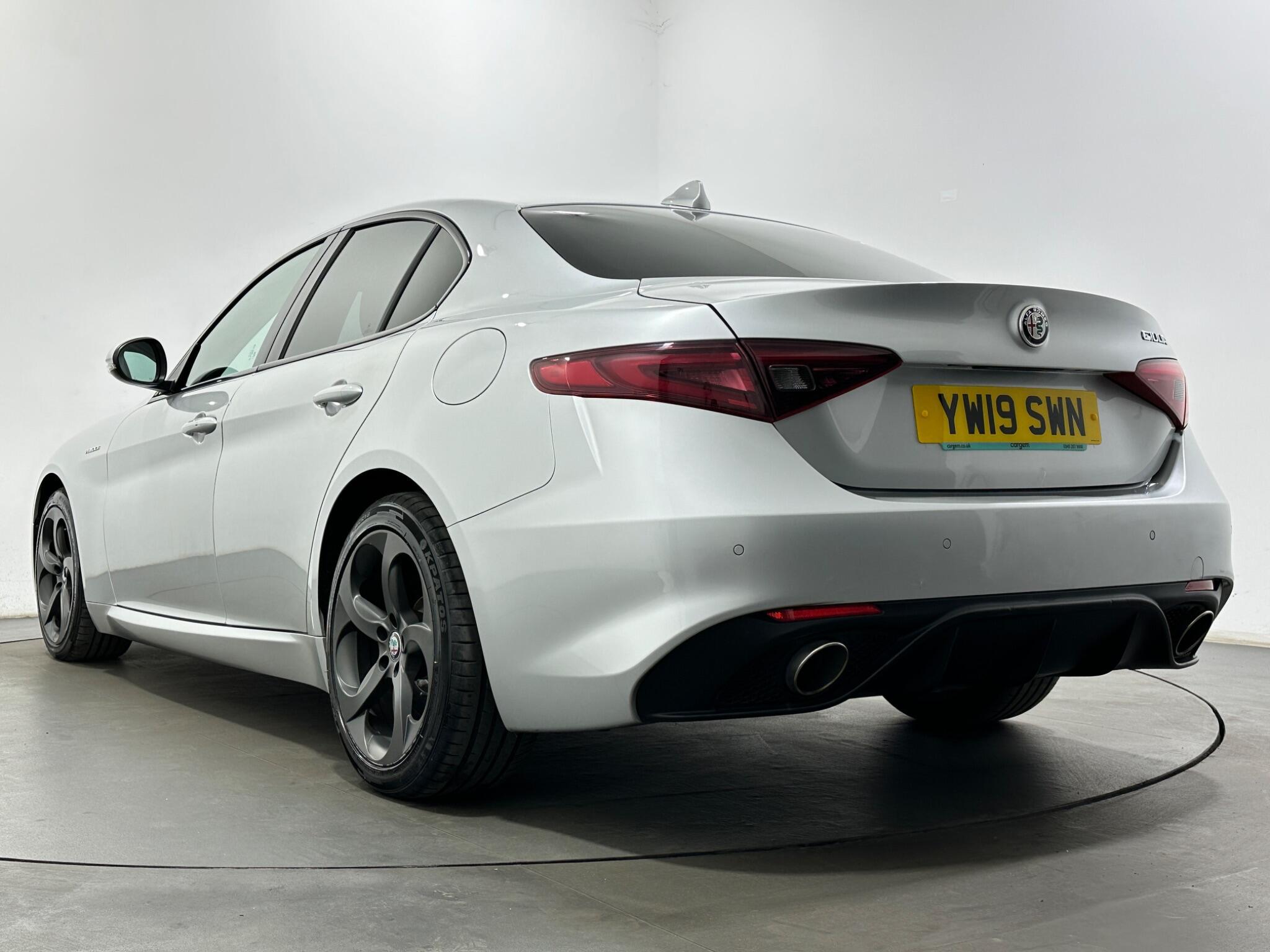 Alfa Romeo Giulia view 46