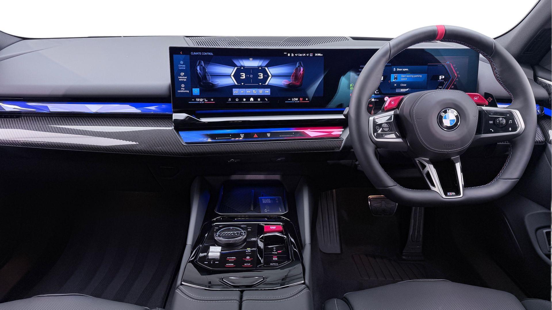 BMW M5 view 4