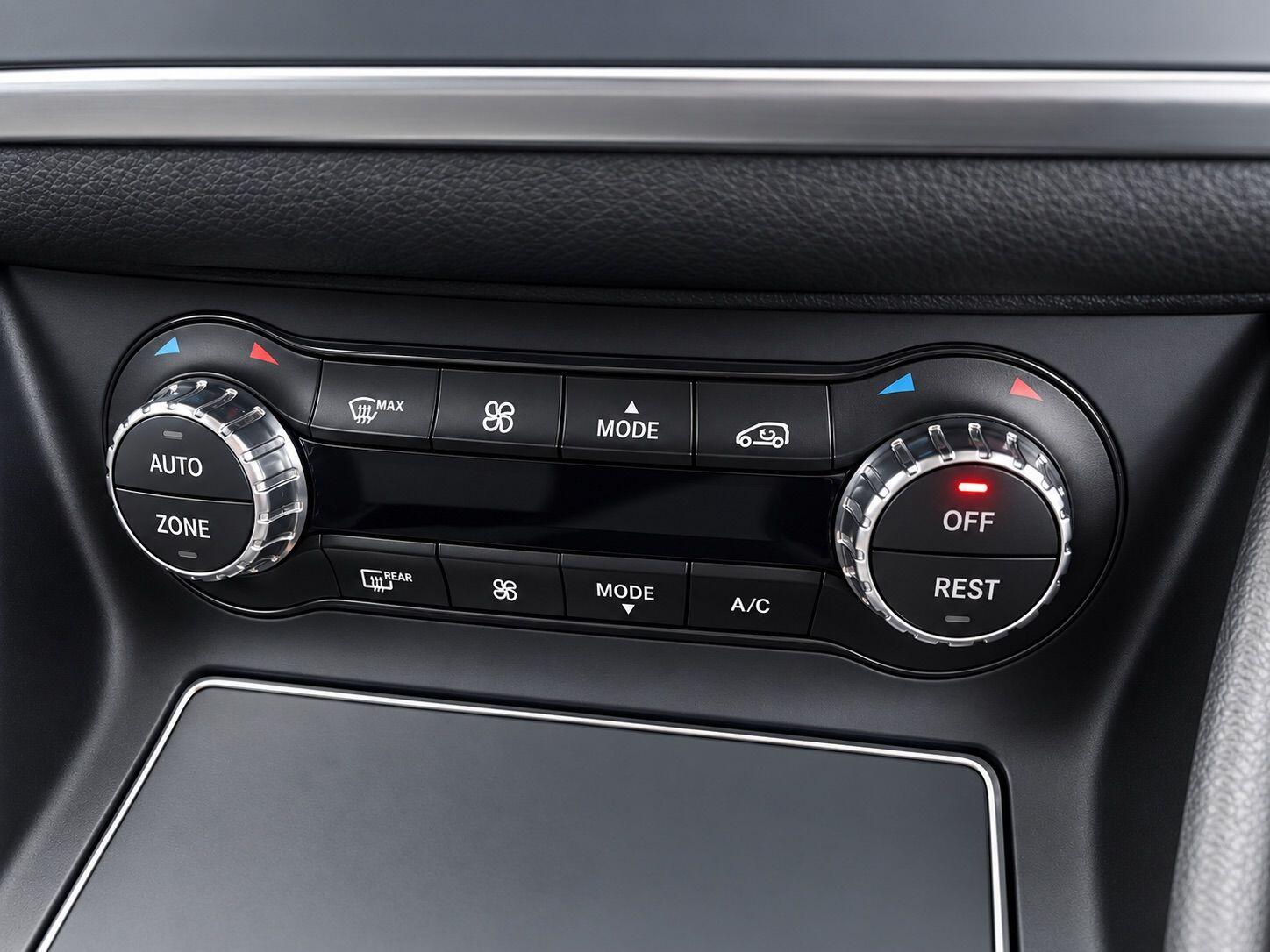 Mercedes-Benz Gla view 27