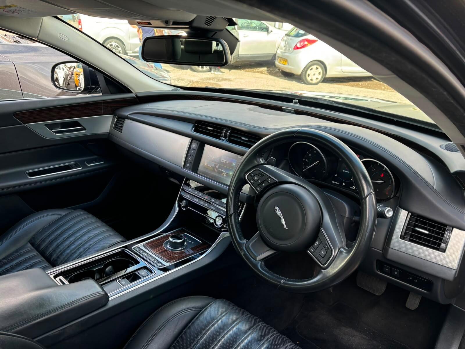 Jaguar XF view 2