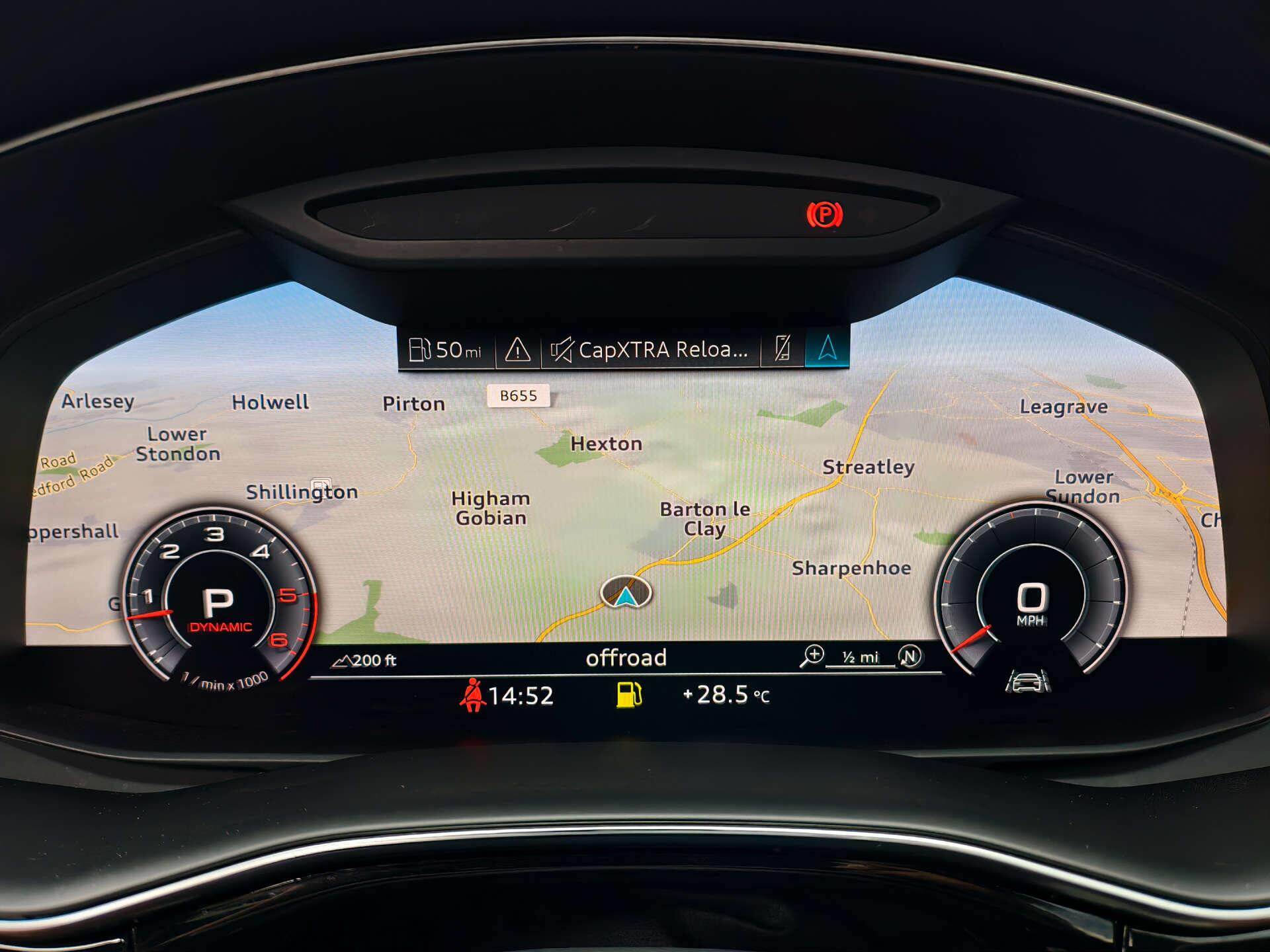 Audi Q8 view 35