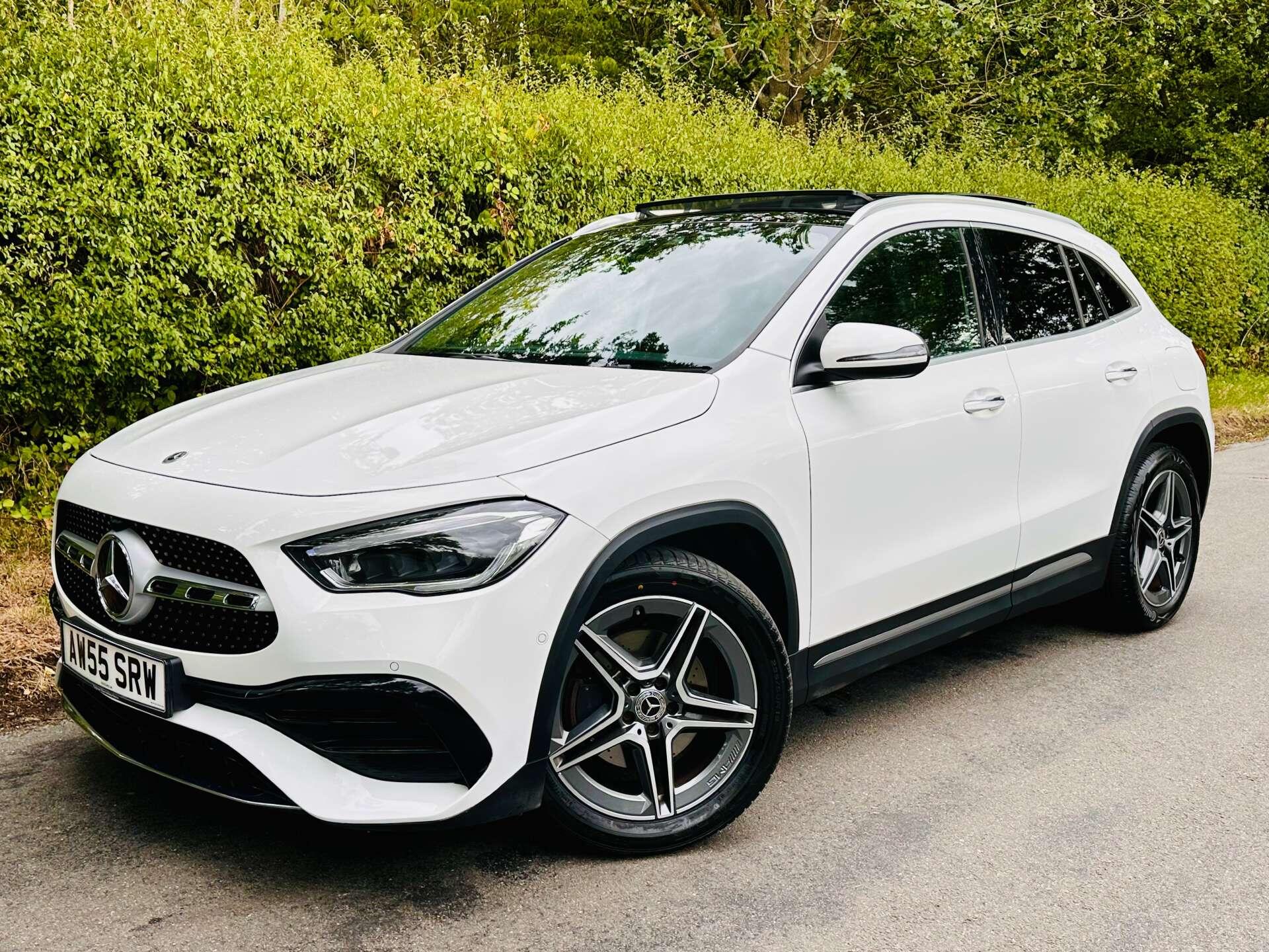 Mercedes-Benz Gla view 30